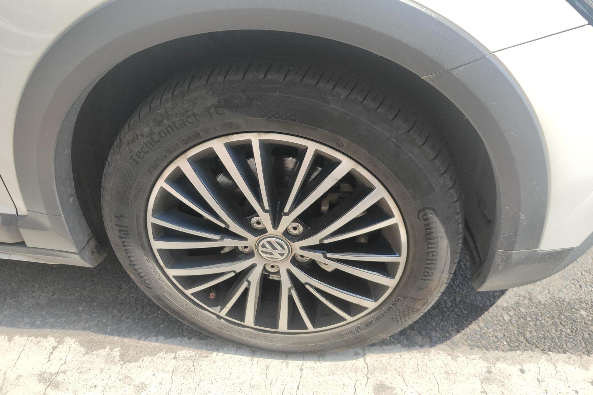 Volkswagen L 2018 280TSI 7 мест V