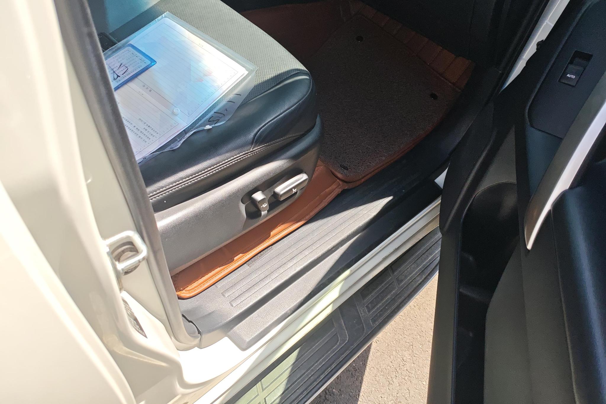 Toyota Land Cruiser Prado 2019 3.5L AT TX-L Premium