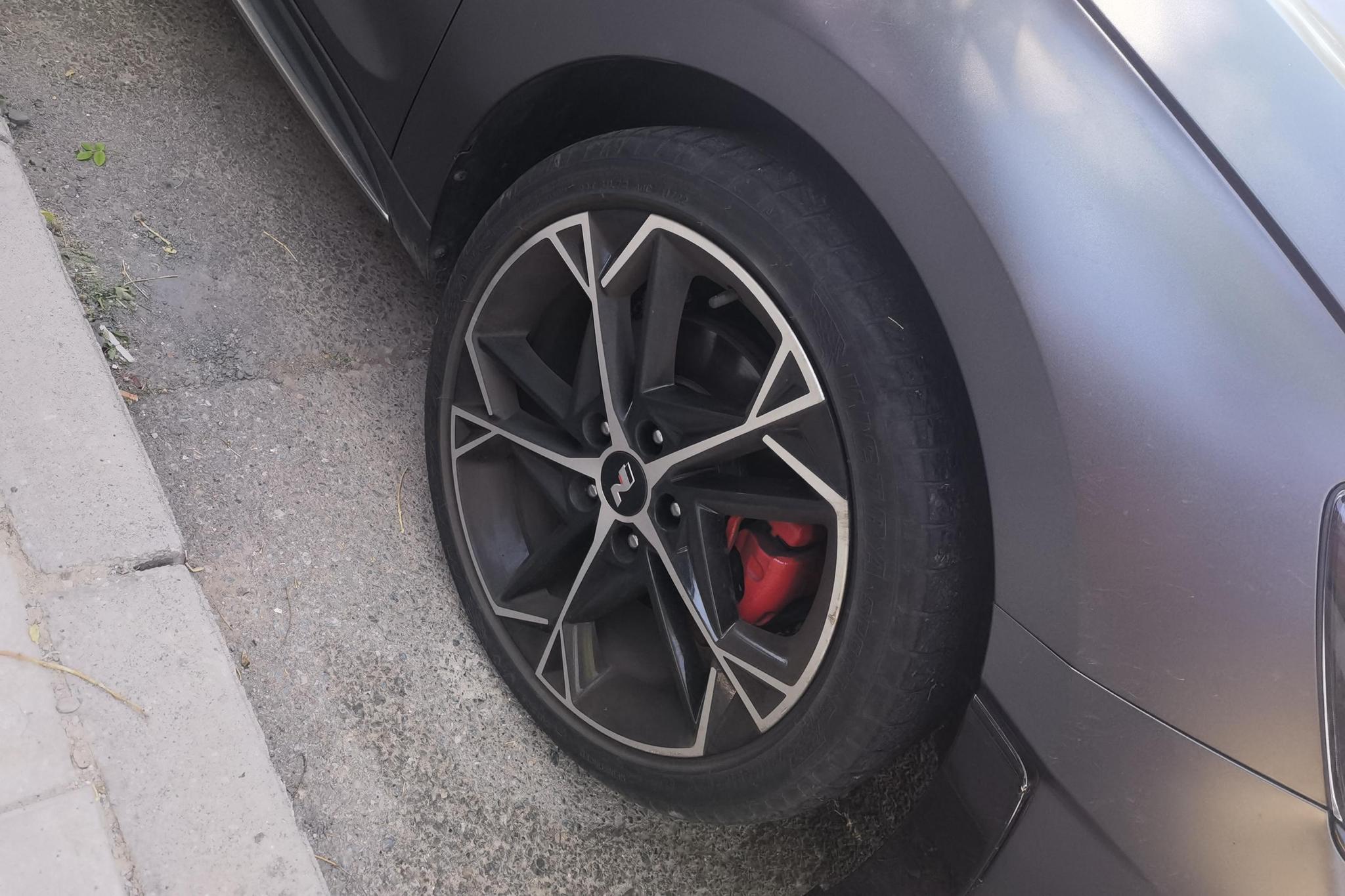 Hyundai Lafesta 2023 270TGDi DCT N Line DLX Luxury