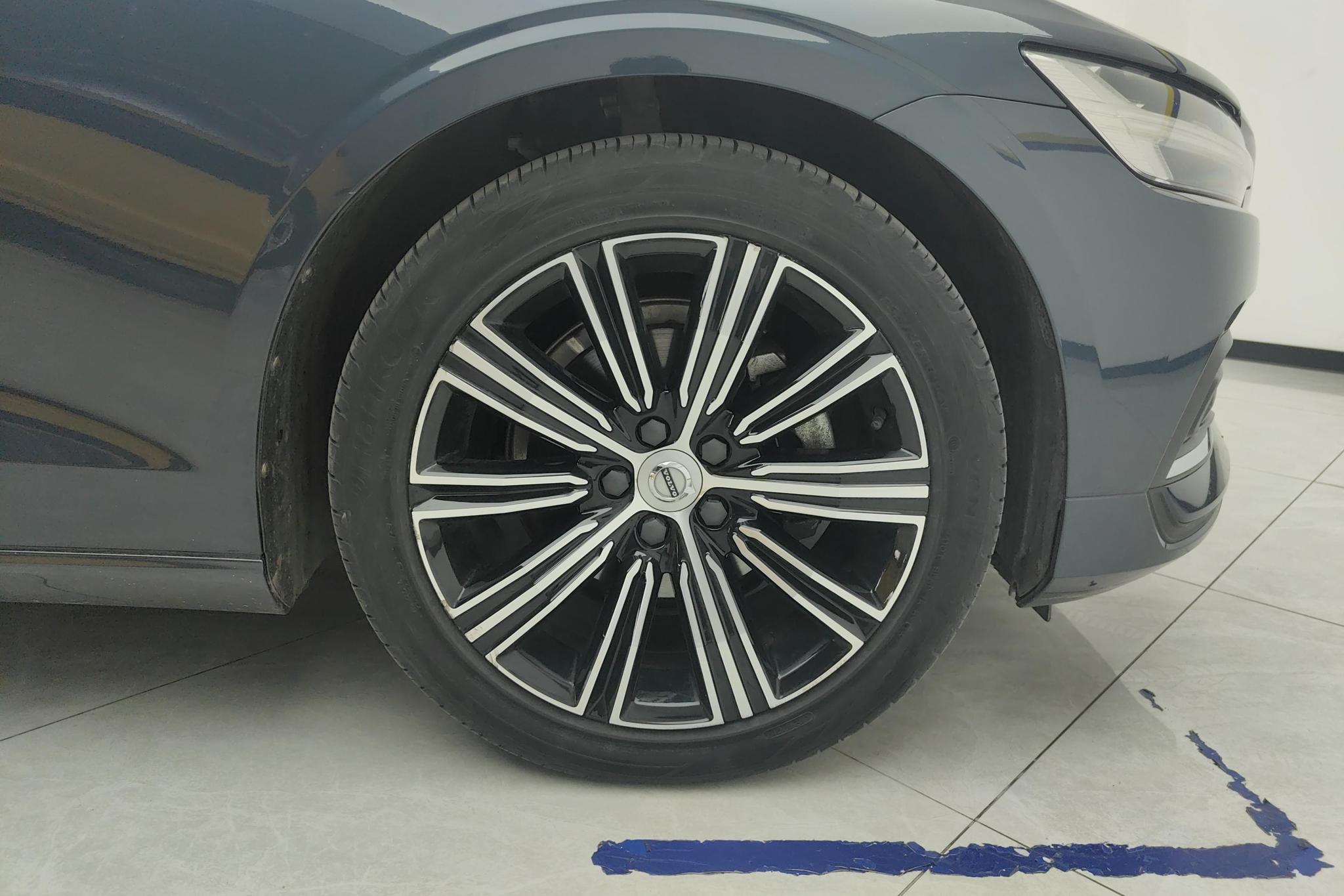 Volvo S60 2021 T4 Luxury