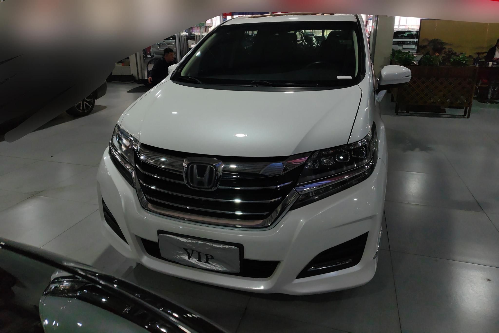 Honda Elysion 2016 2.4L