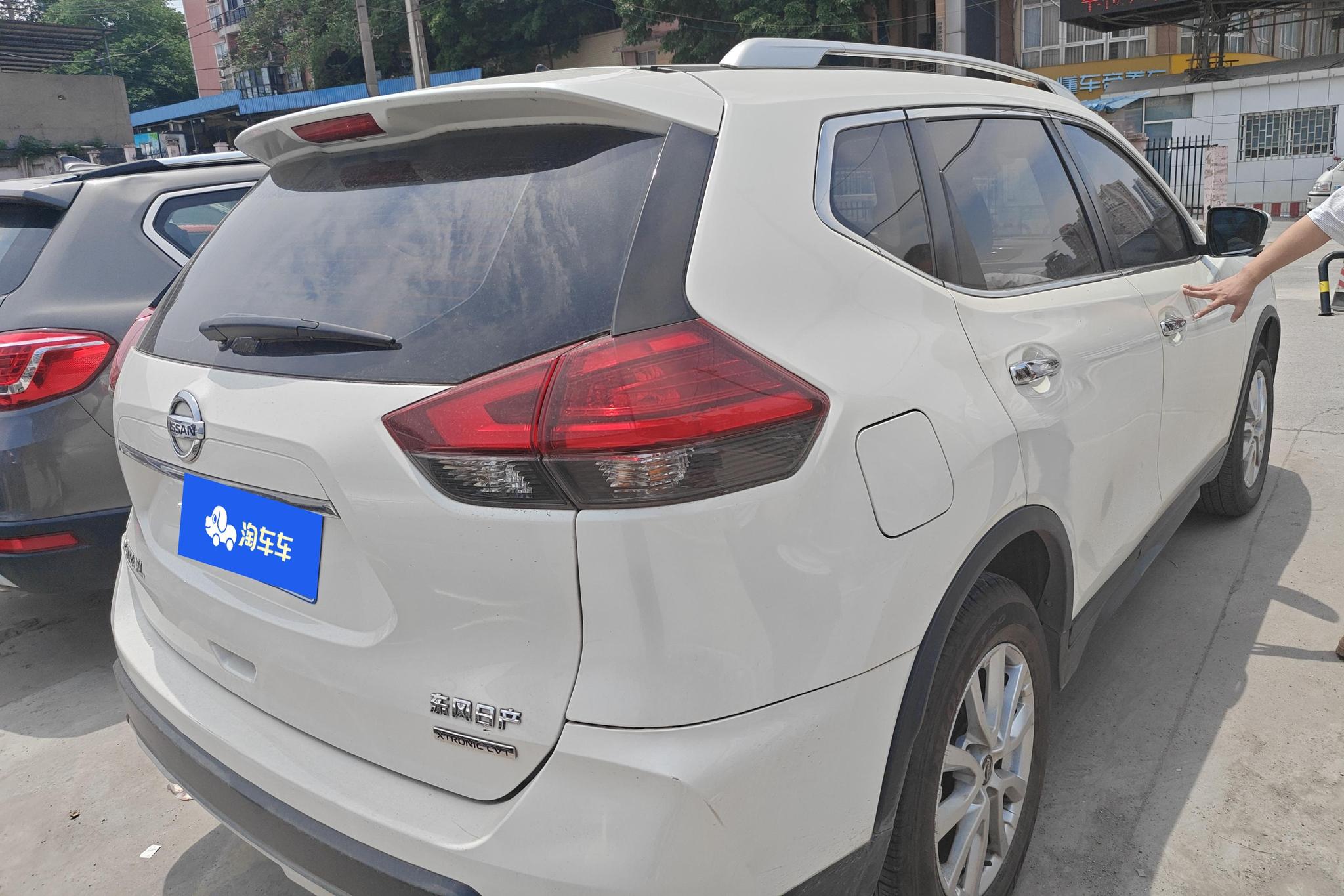 Nissan X-Trail 2019 2.0L CVT мест Comfort 2WD
