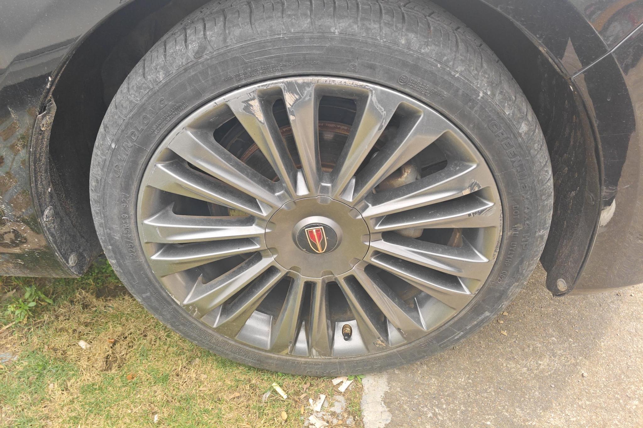 Hongqi H5 2019 30TD