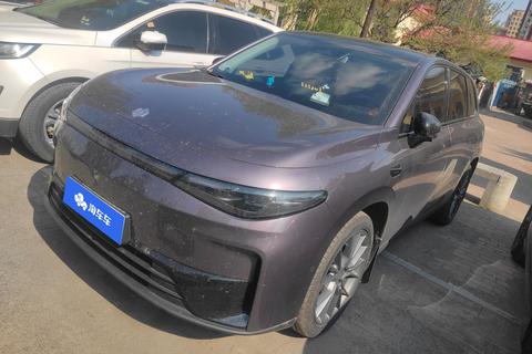 Leapmotor C10