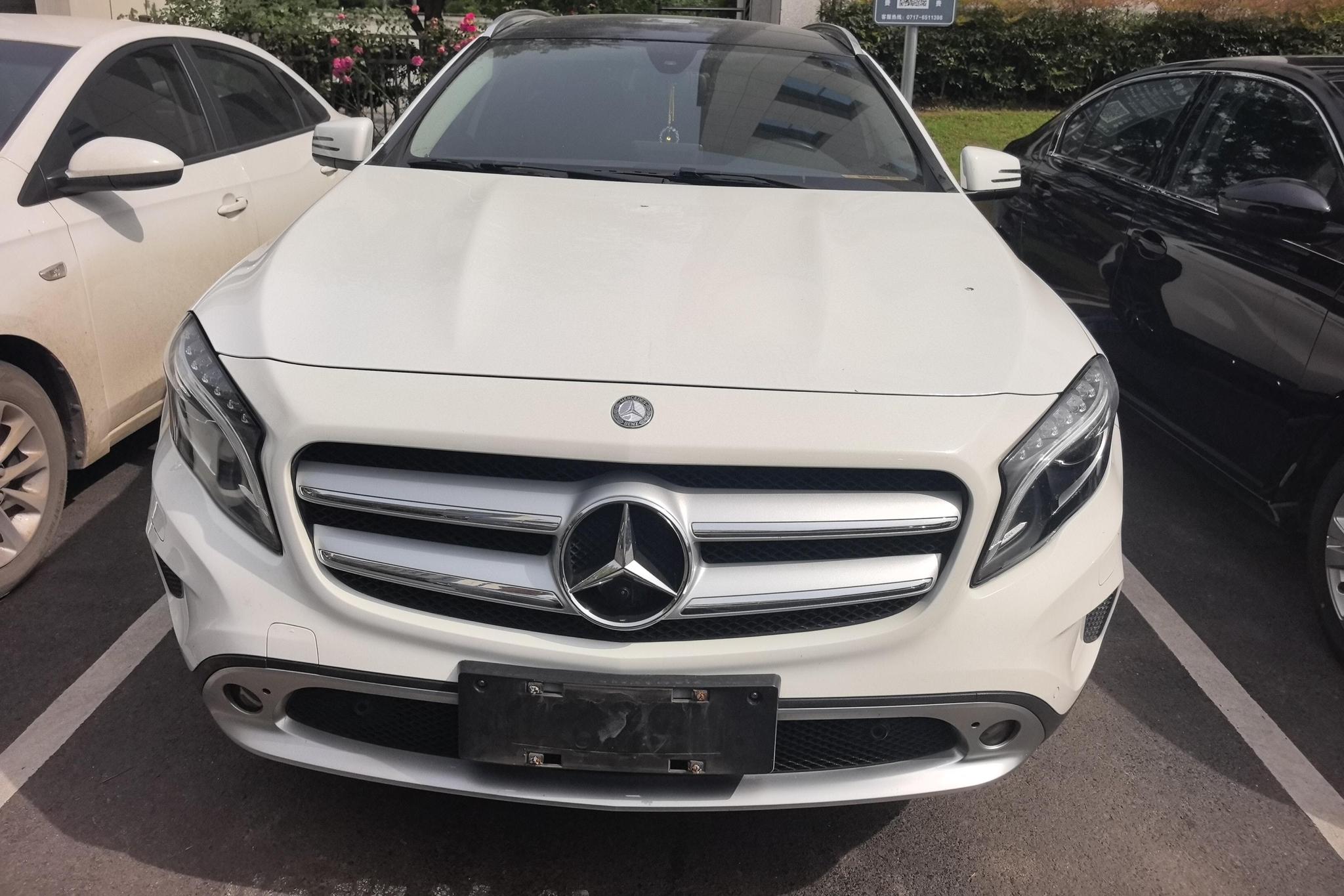 Mercedes-Benz GLA 2017 GLA 200 Fashion