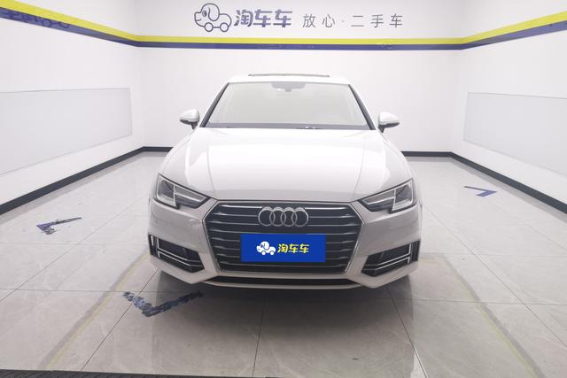 Audi A4L 2019 40 TFSI VI — фото 2