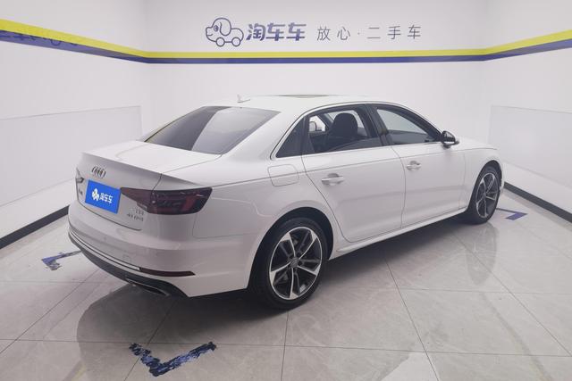 Audi A4L 2019 40 TFSI VI — фото 3