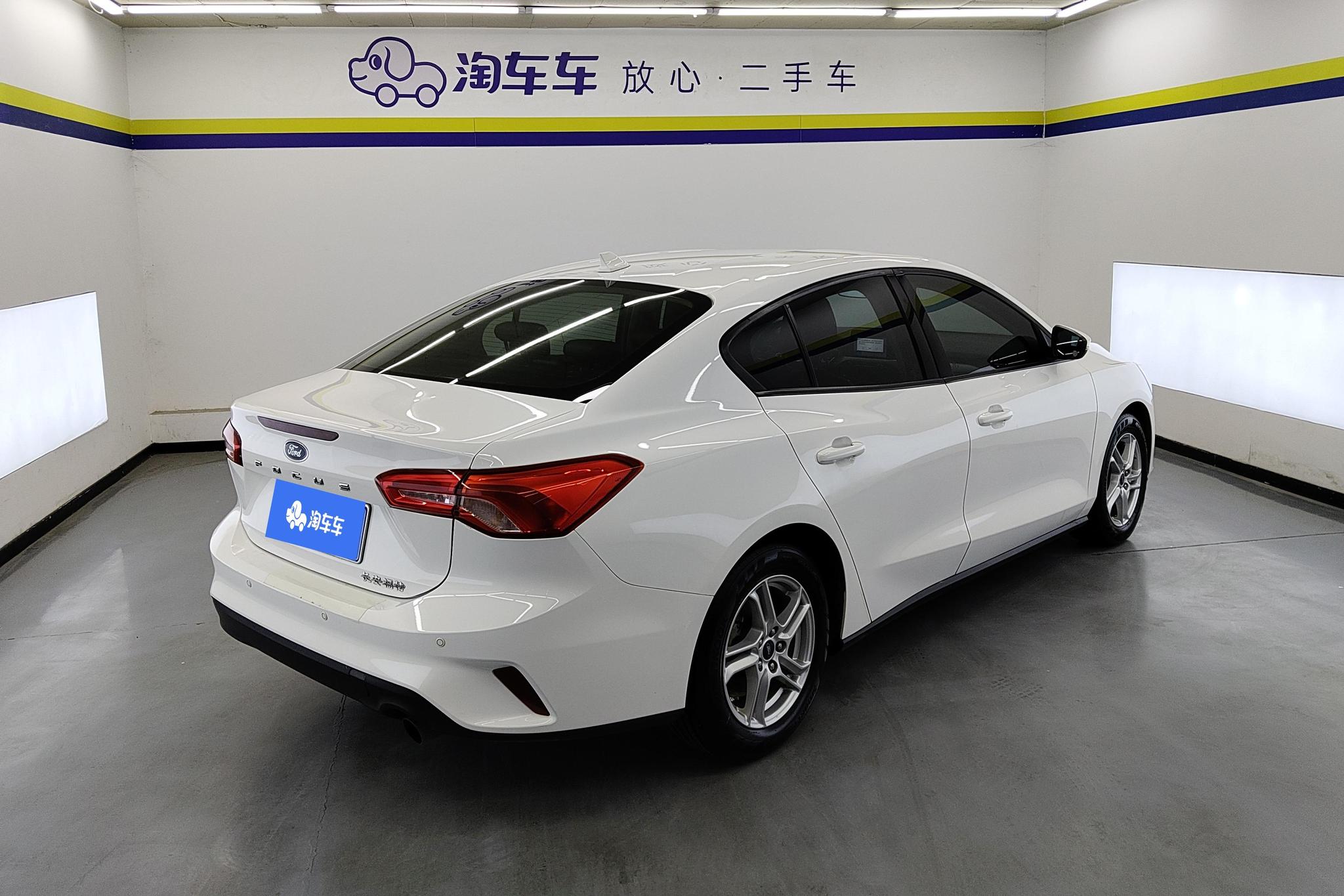 Ford Focus 2019 1.5L AT V