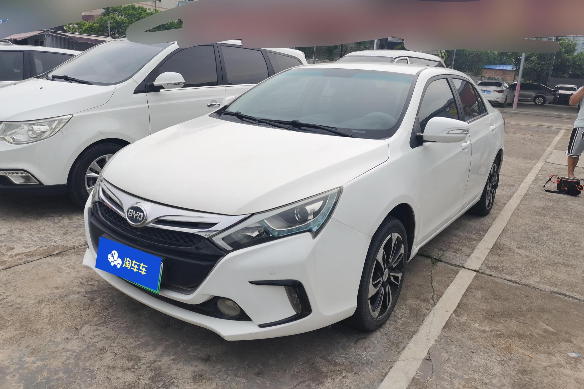 BYD DM