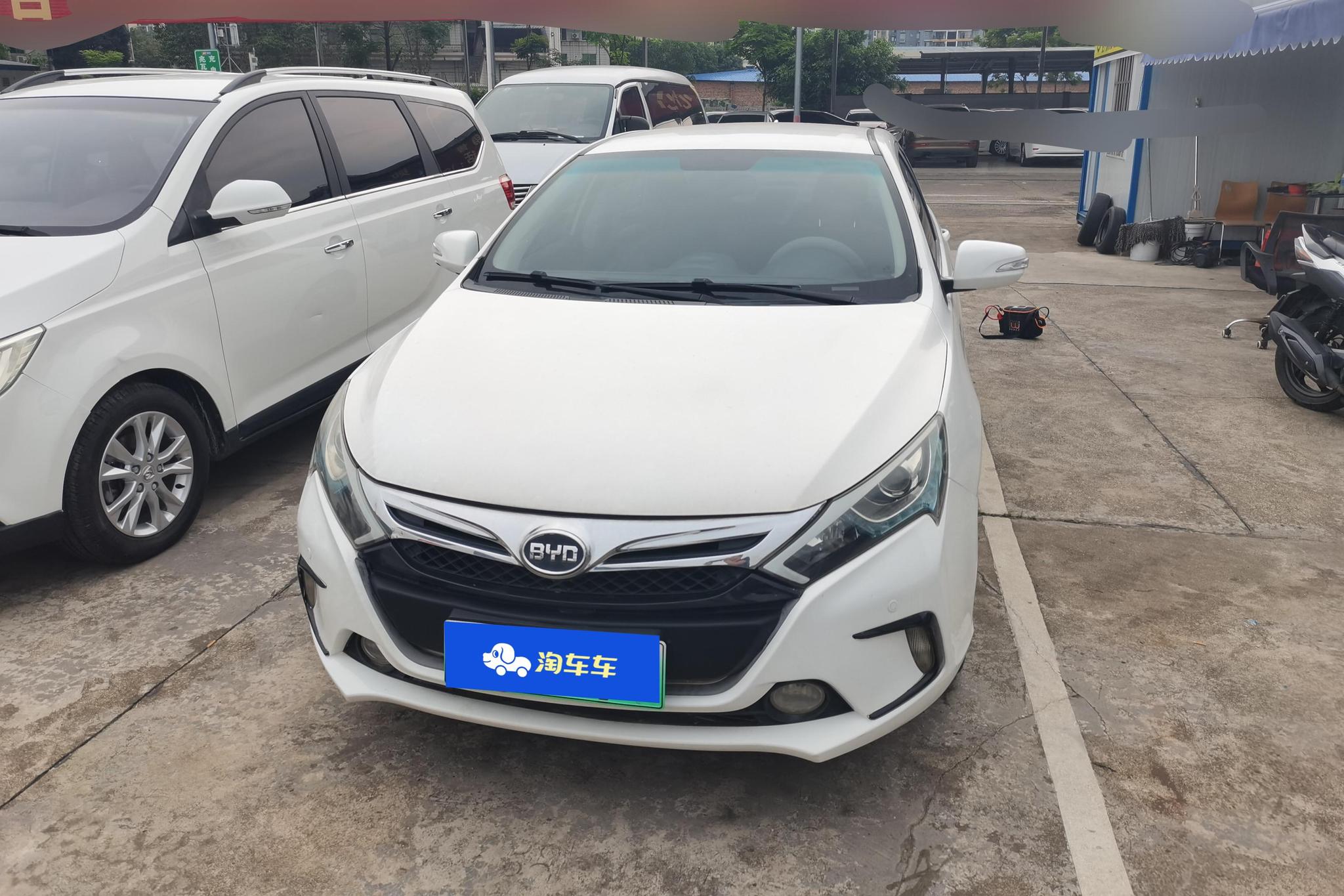 BYD Qin DM 2015 1.5T Flagship Plus