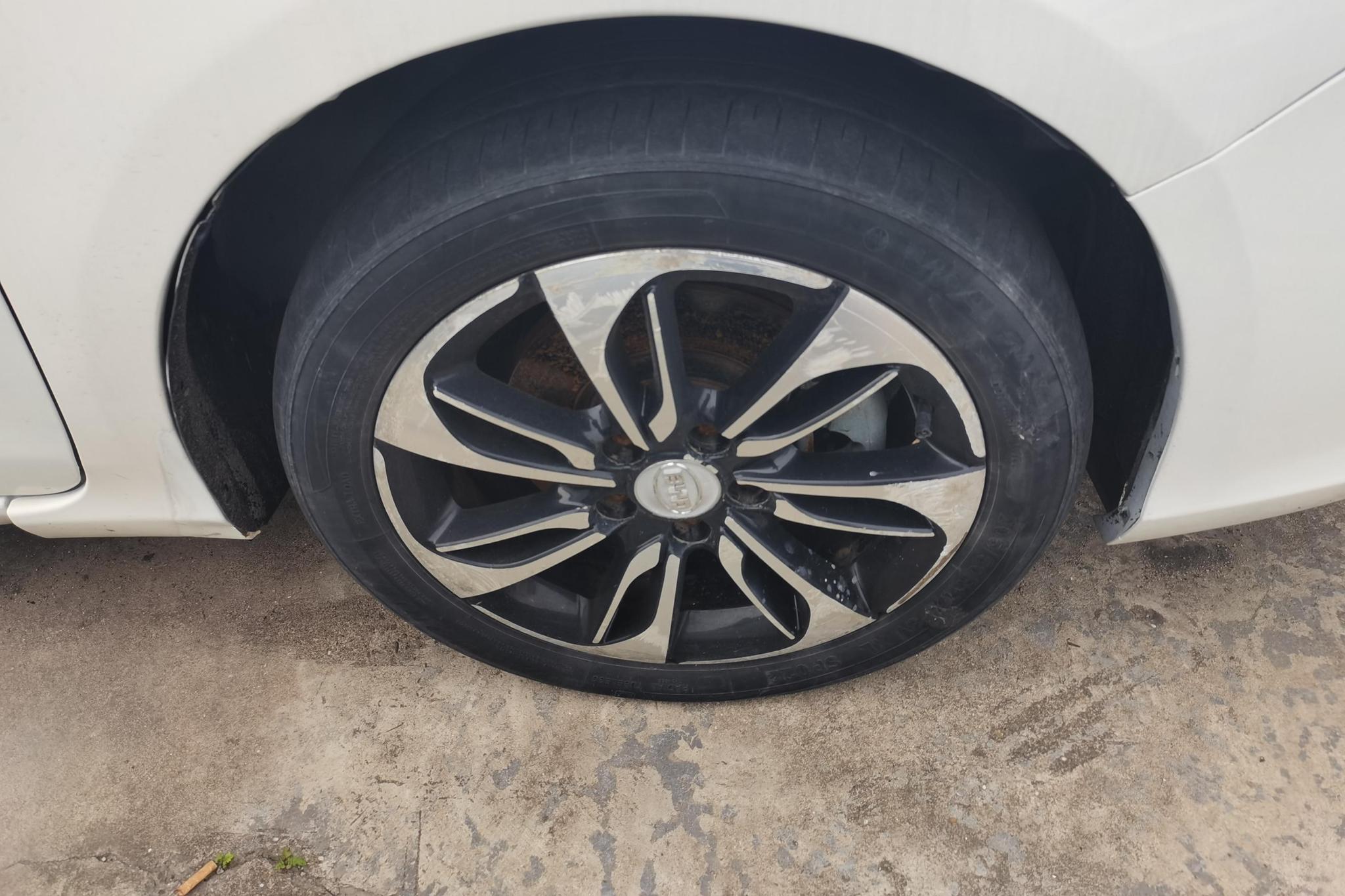 BYD Qin DM 2015 1.5T Flagship Plus
