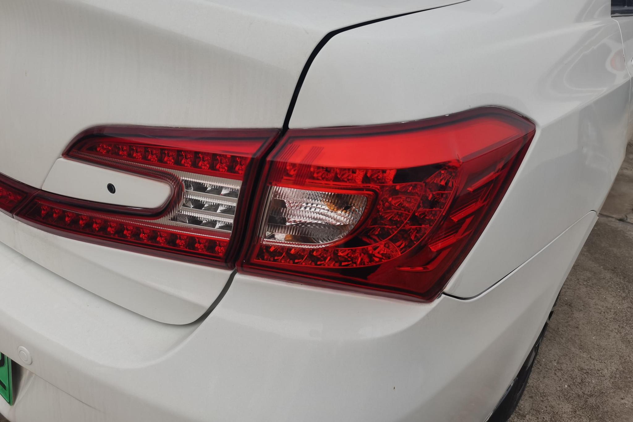 BYD Qin DM 2015 1.5T Flagship Plus