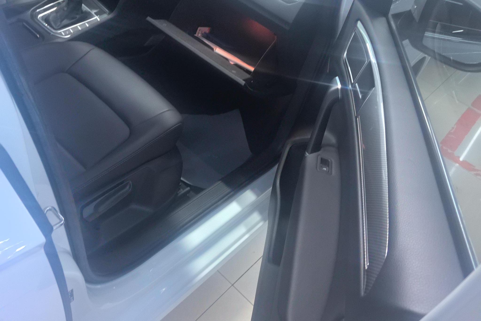 Volkswagen Golf · 2019 280TSI AT V
