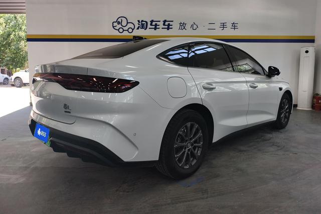 BYD Qin L — фото 3