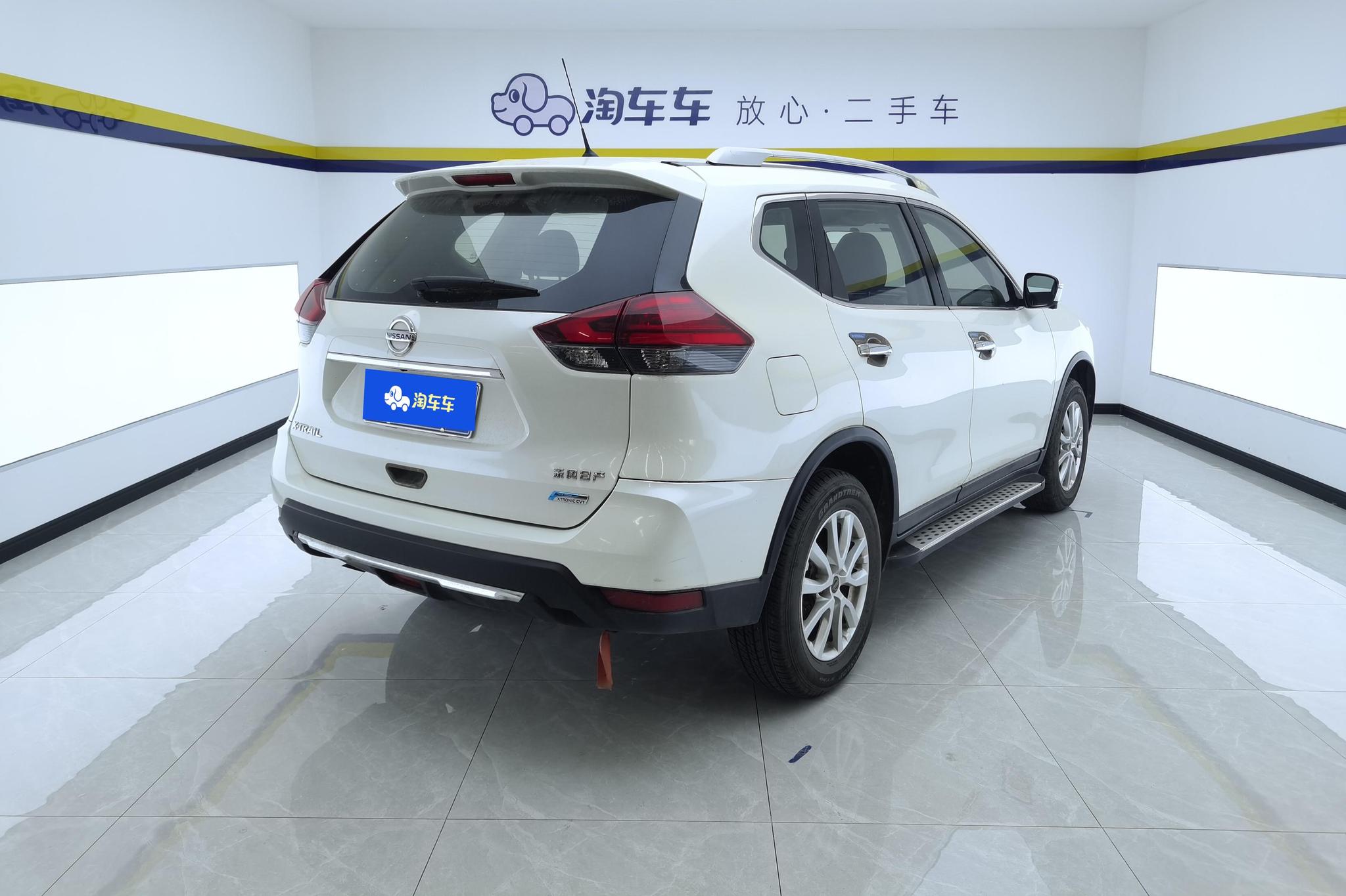 Nissan X-Trail 2017 2.0L CVT Comfort 2WD
