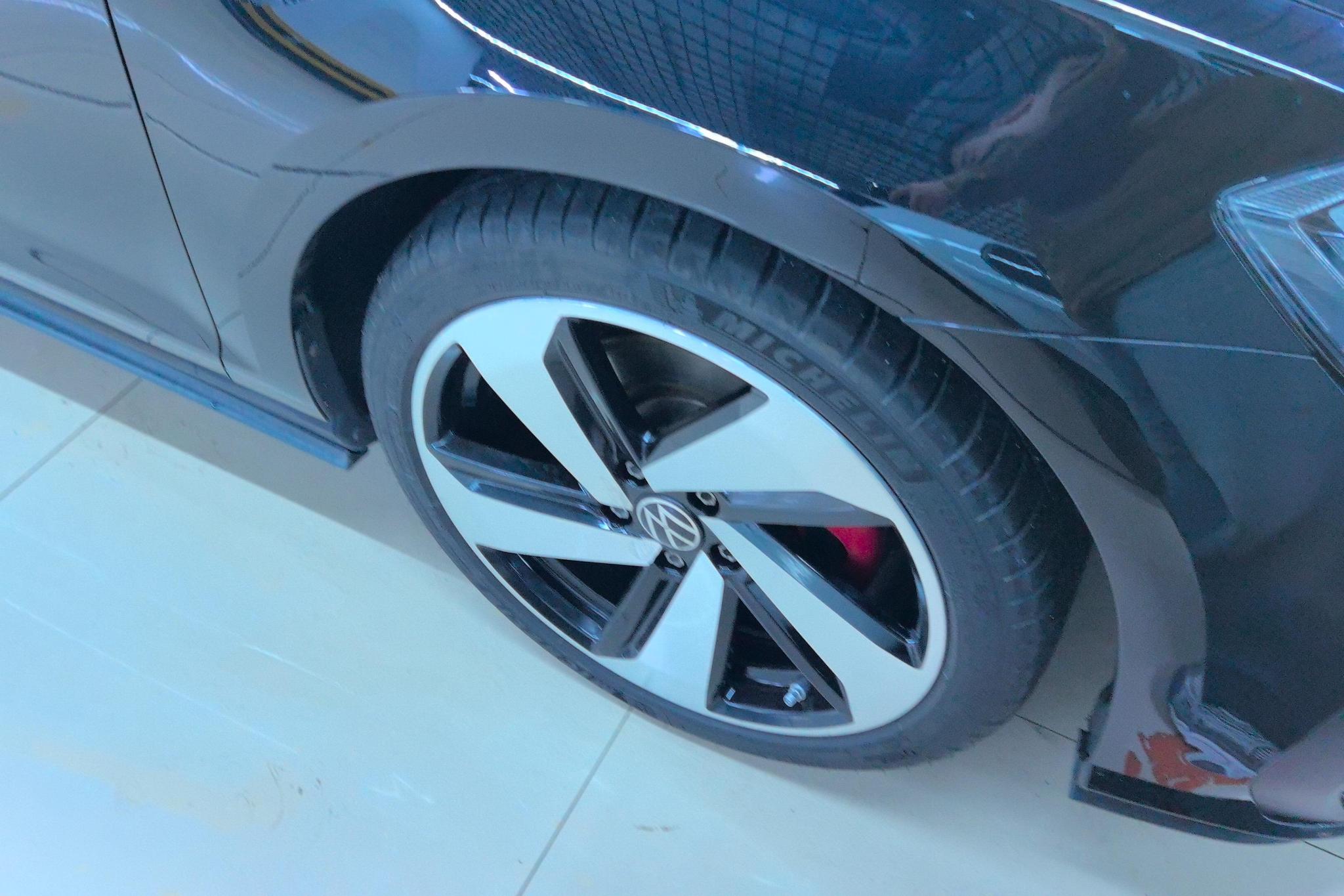 Volkswagen Golf GTI GTI 2019 2.0TSI GTI V