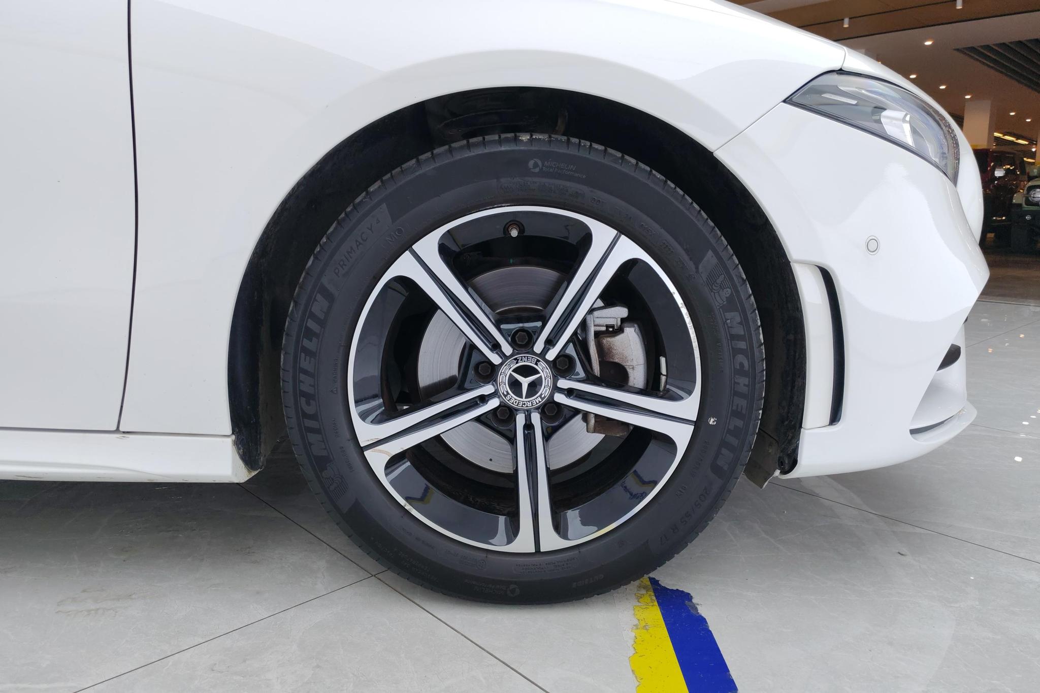 Mercedes-Benz A-Class A 2022 A 200 L Sport Fashion