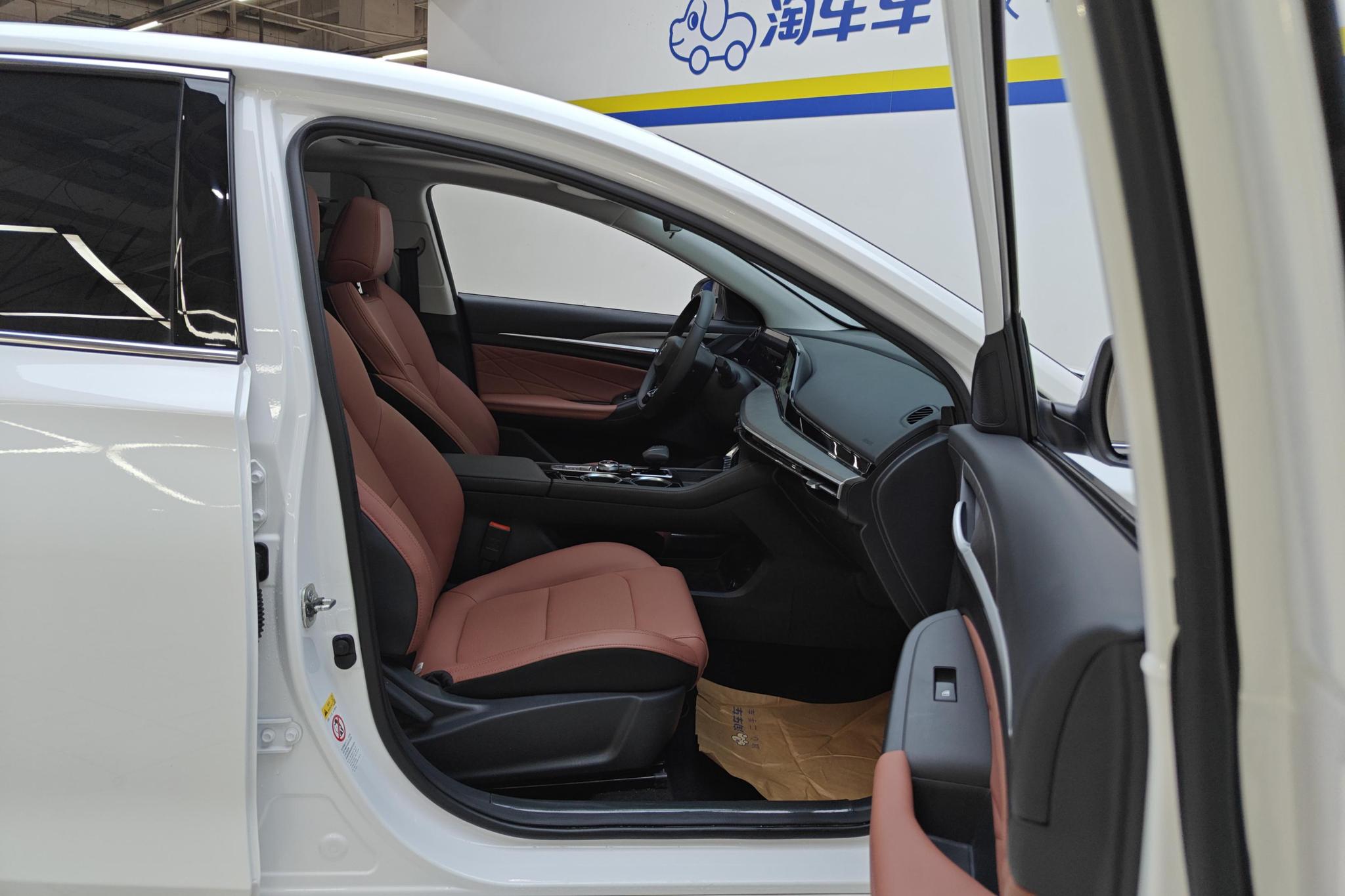 Changan Eado 2025 PLUS 1.4T DCT