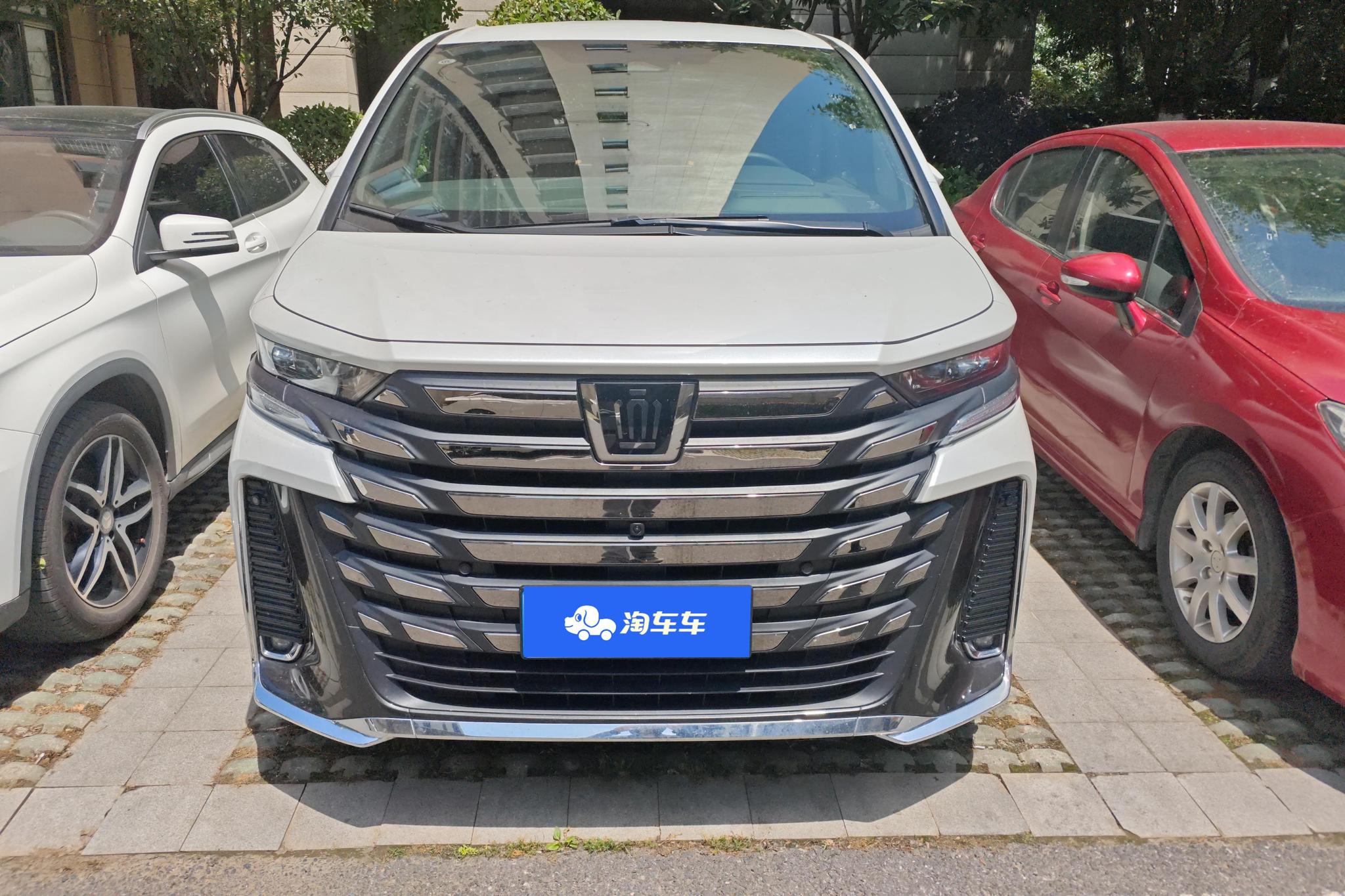 Toyota Vellfire 2023 2.5L