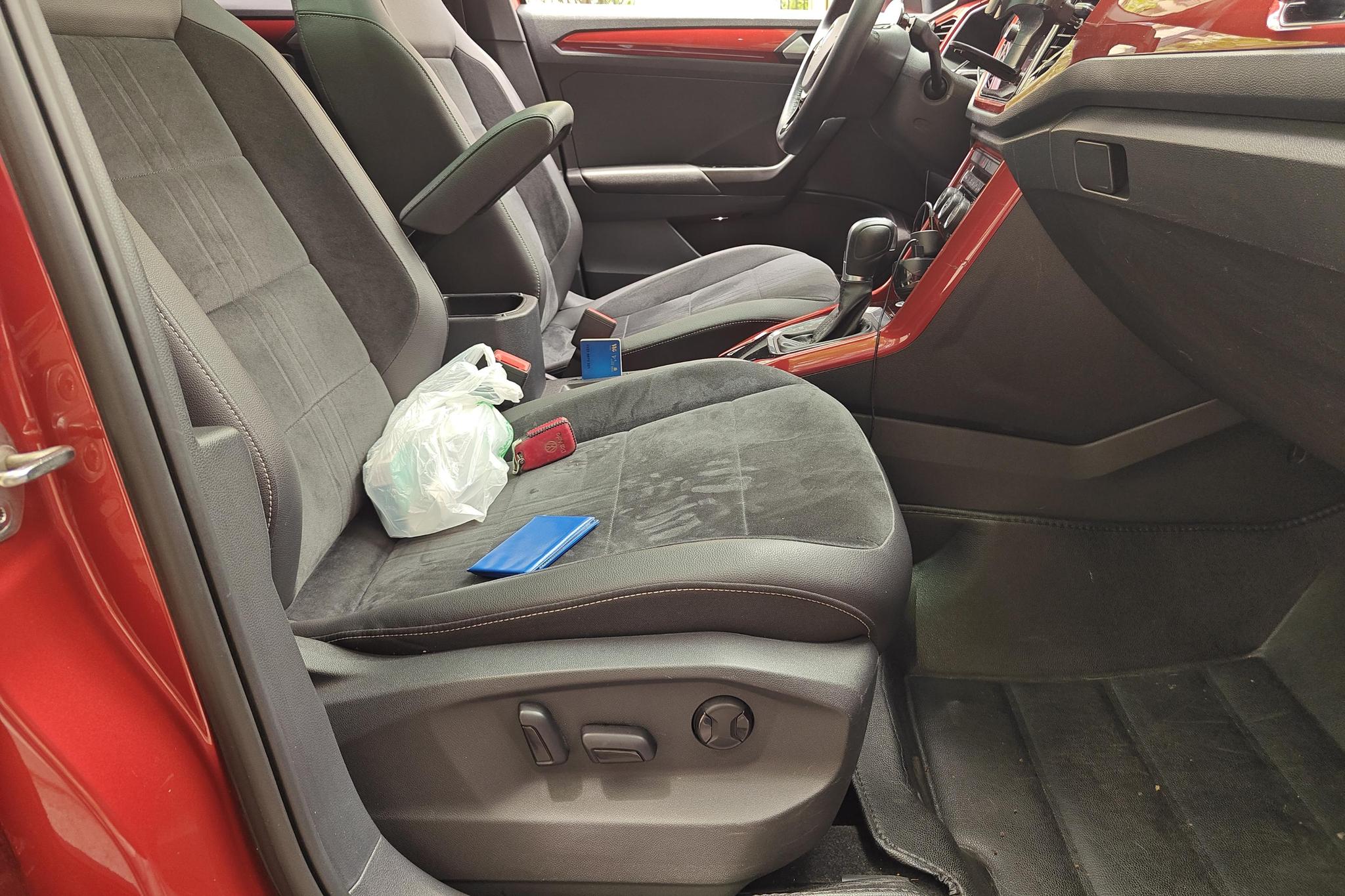 Volkswagen T-Roc 2019 280TSI DSG VI