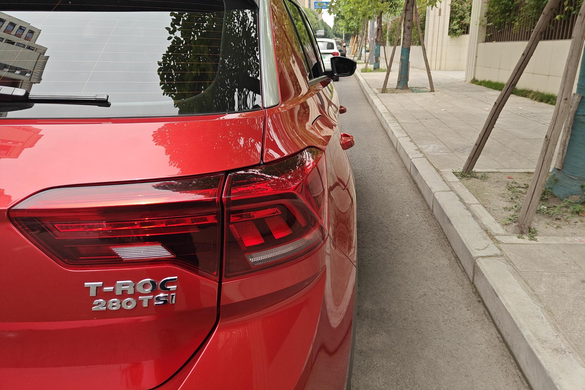 Volkswagen T-Roc 2019 280TSI DSG VI