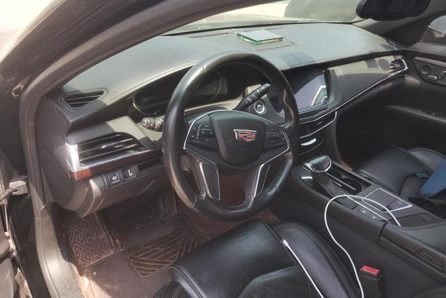 Cadillac CT6 PLUG-IN 2017 30 E Elite — фото 13