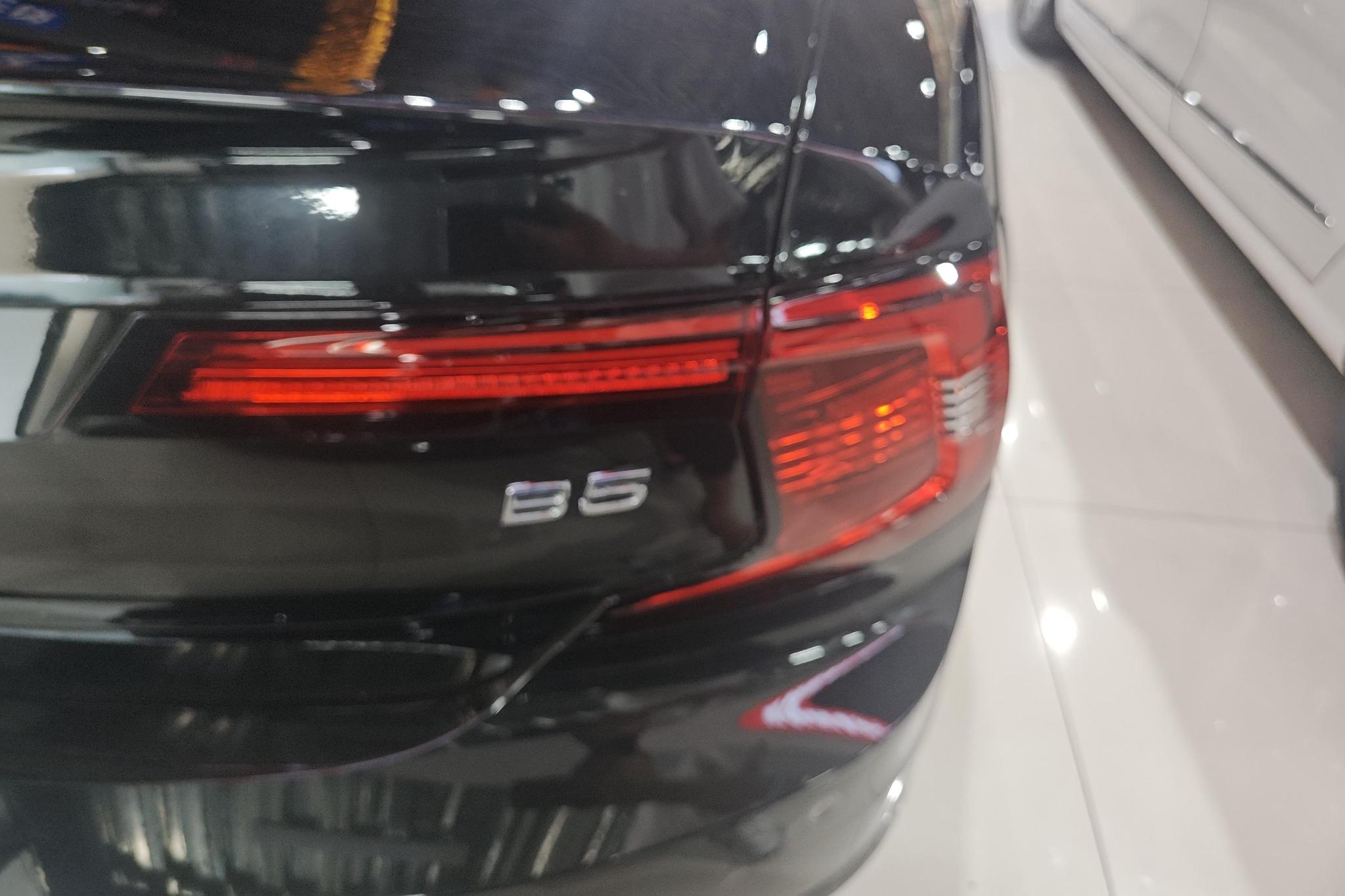 Volvo S90 2023 B5 Luxury