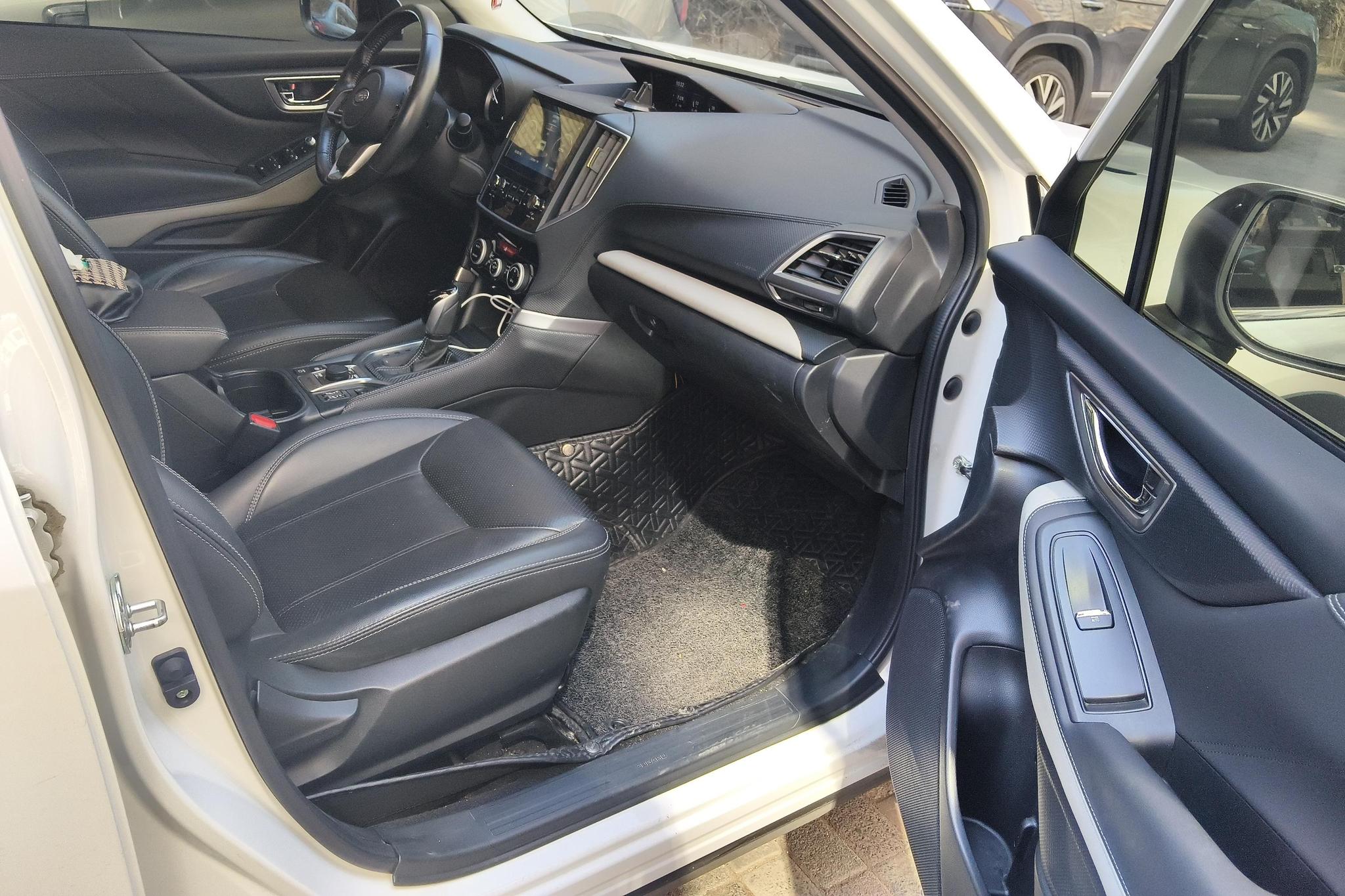Subaru Forester 2022 2.0i AWD Luxury EyeSight