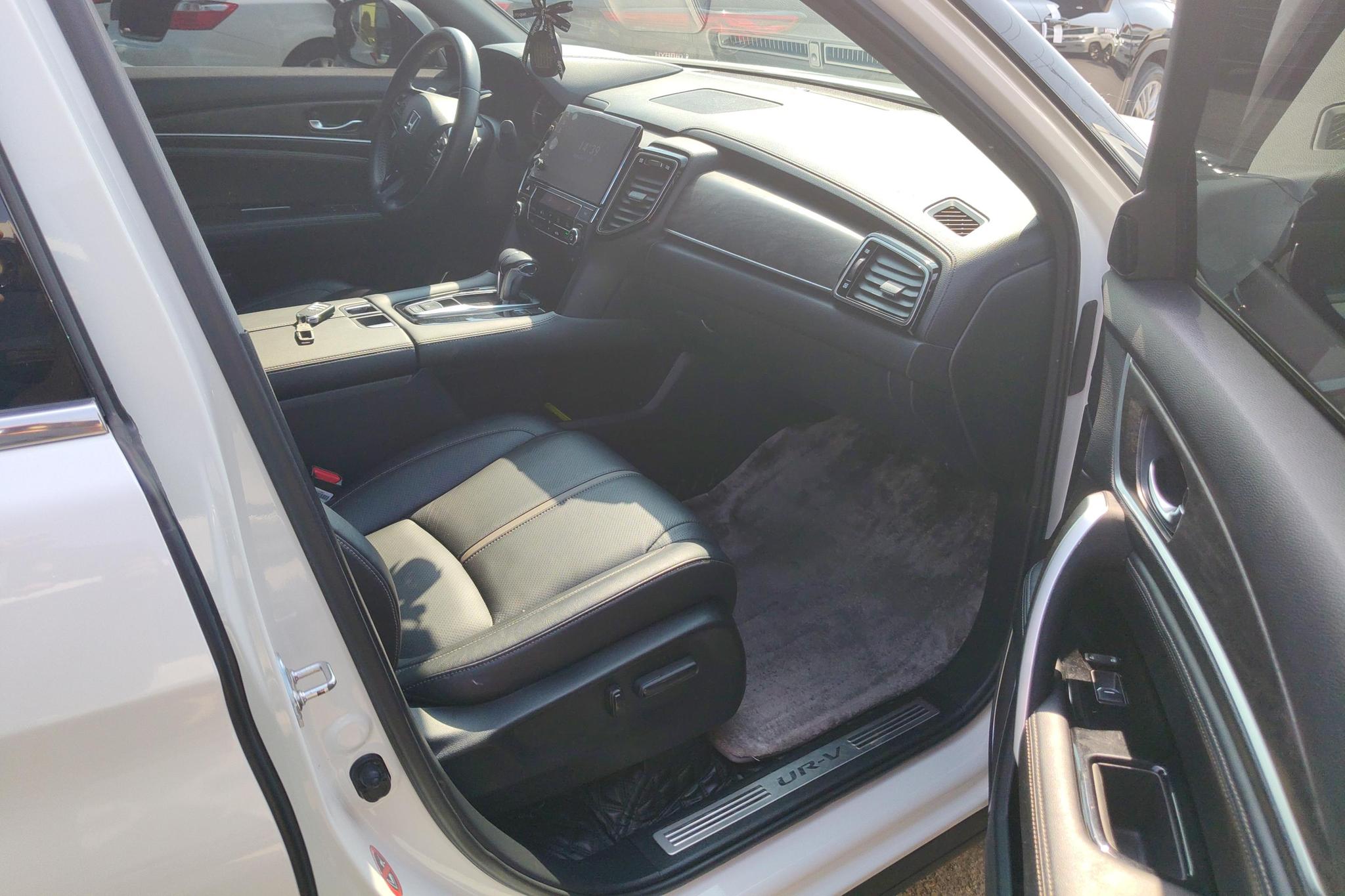 Honda UR-V 2020 240TURBO