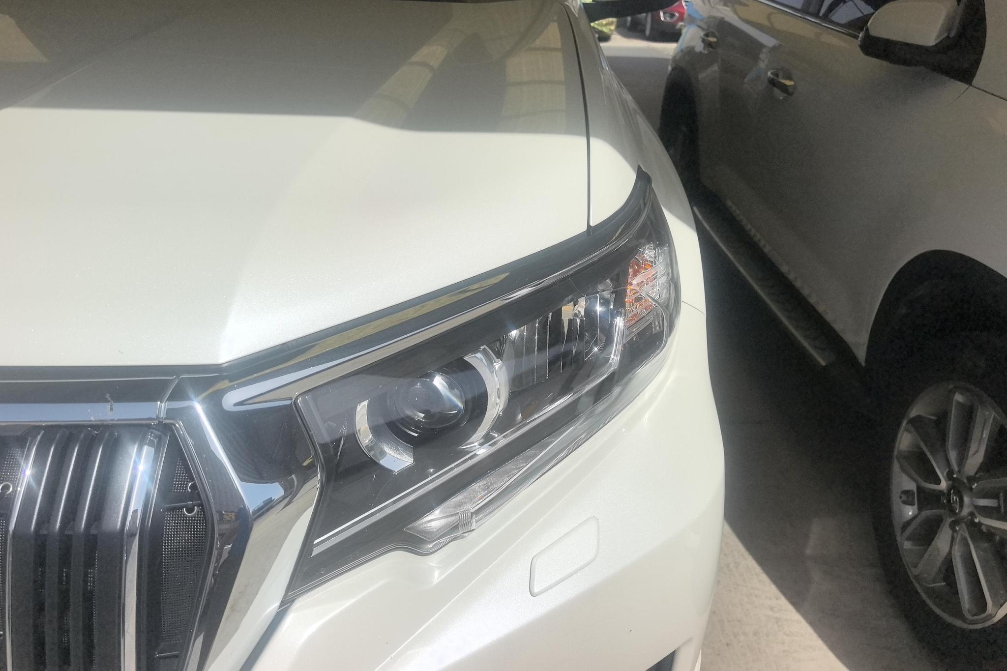 Toyota Land Cruiser Prado 2018 3.5L AT TX-L