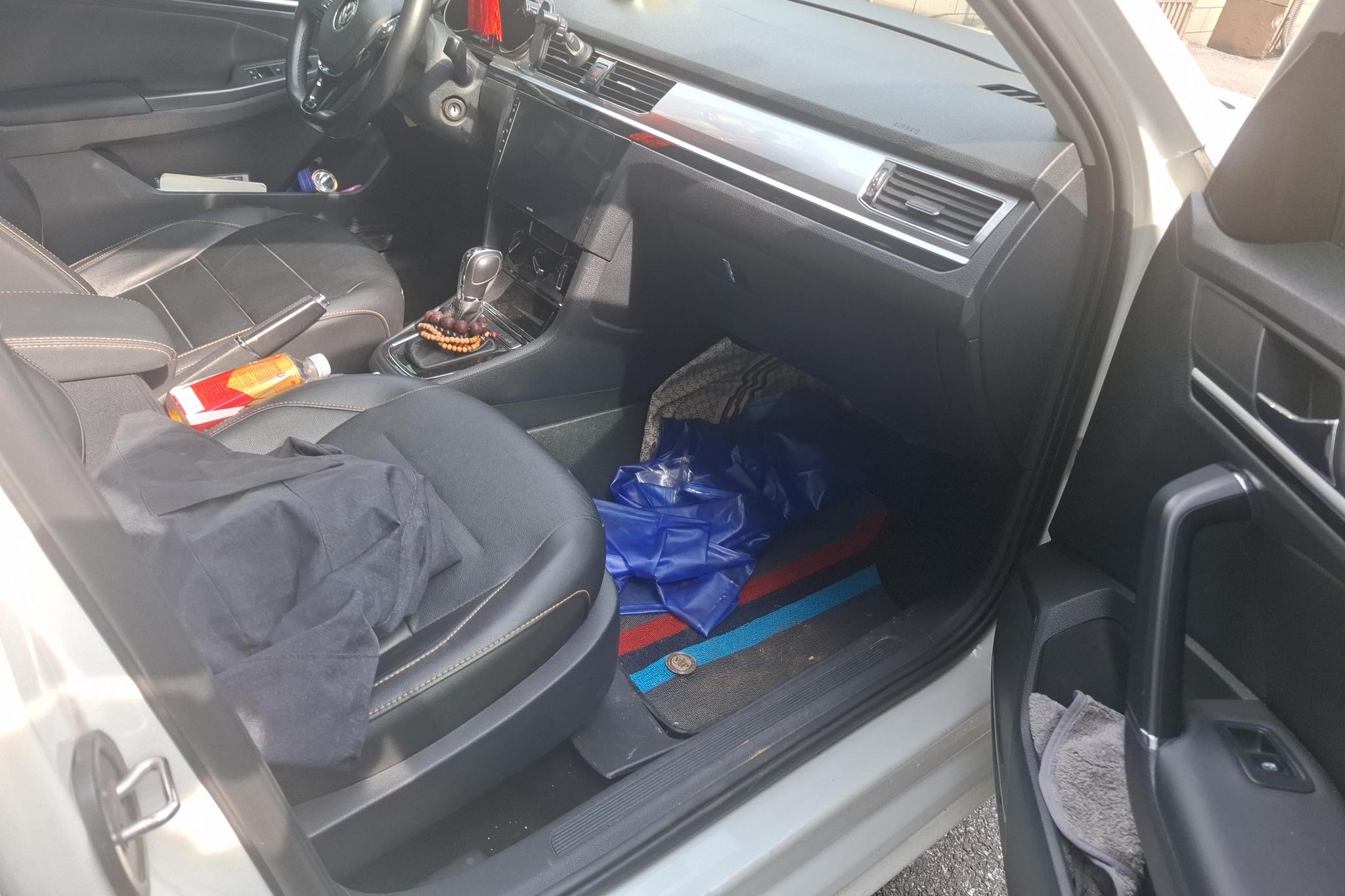 Volkswagen Bora 2018 1.5L AT Comfort