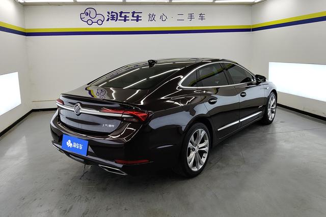 Buick LaCrosse 2022 2.0 T — фото 3