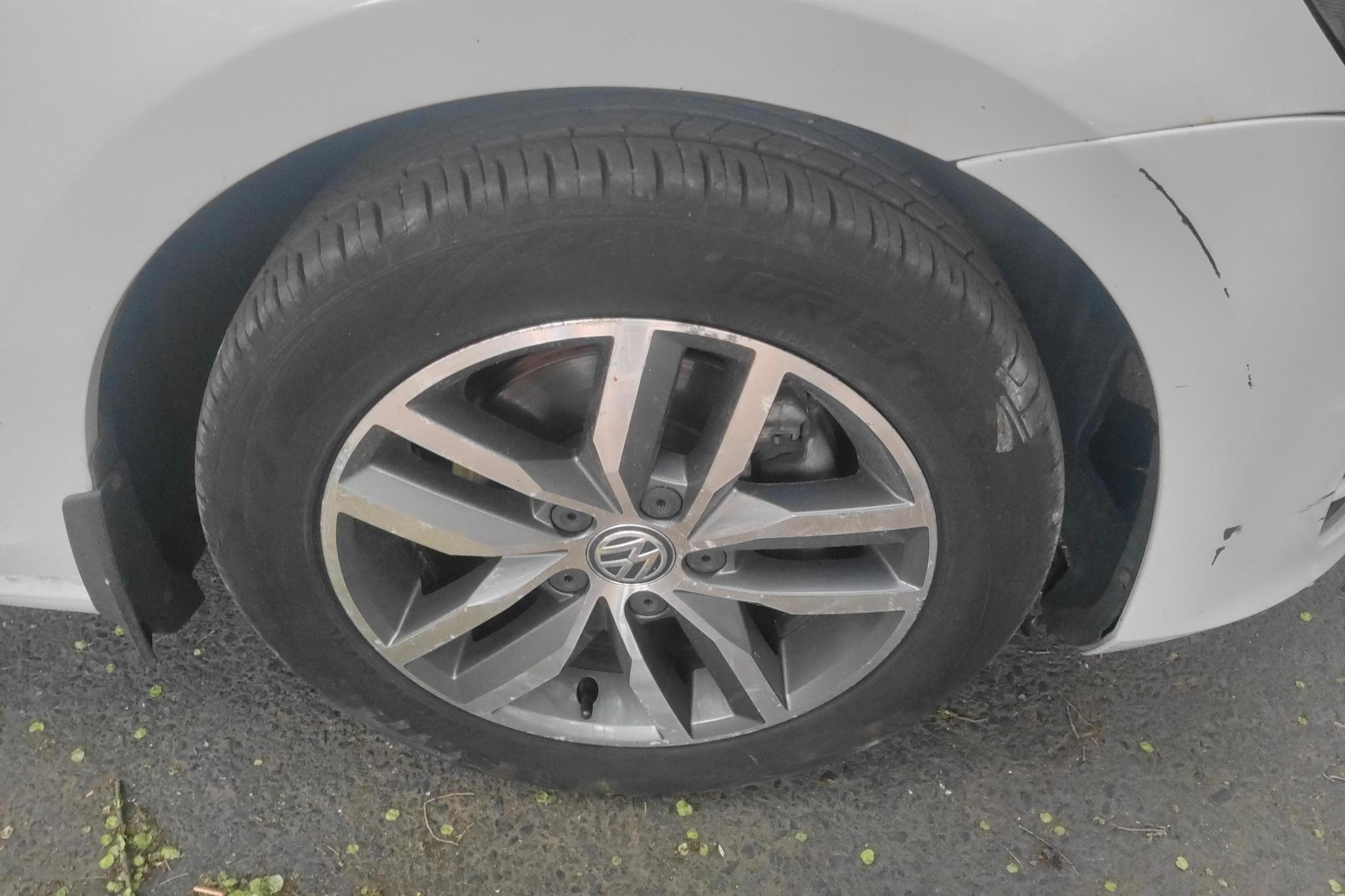 Volkswagen Golf 2016 230TSI AT Luxury