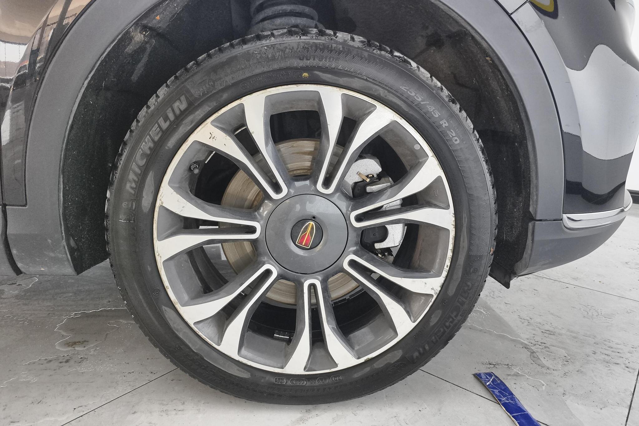 Hongqi HS5 2019 2.0T