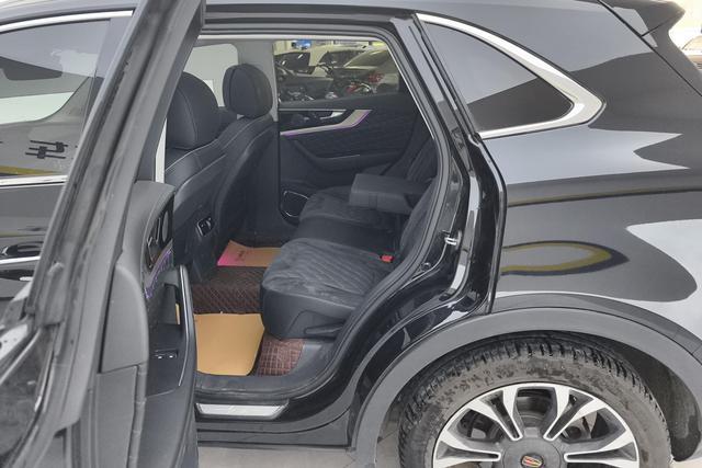 Hongqi HS5 2019 2.0 T 4 WD — фото 16