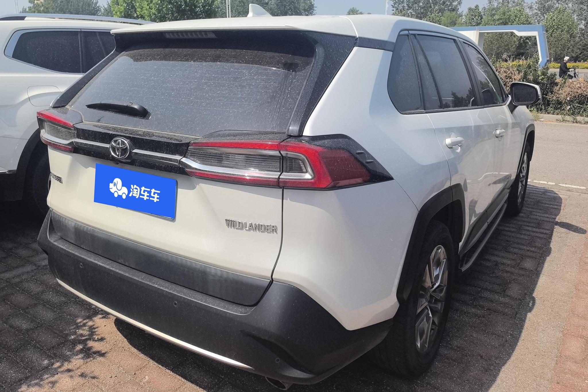 Toyota Wildlander 2021 2.0L Luxury