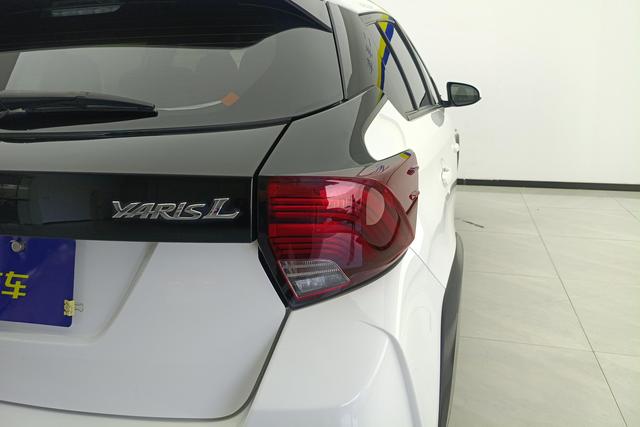 Toyota YARIS L 2020 X 1.5 L CVT — фото 5