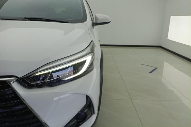 Toyota YARIS L 2020 X 1.5 L CVT — фото 4