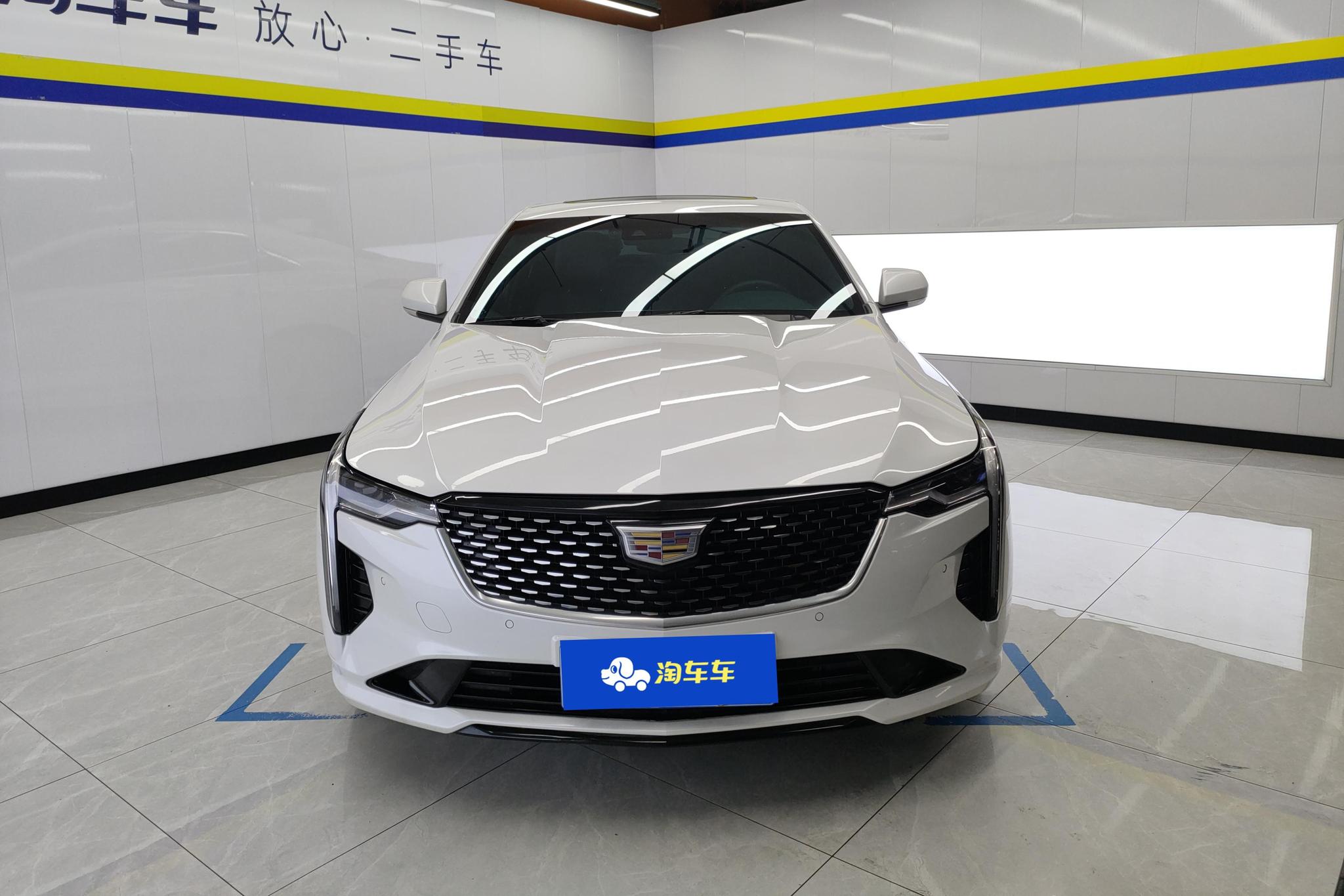 Cadillac CT4 2023 25T Luxury