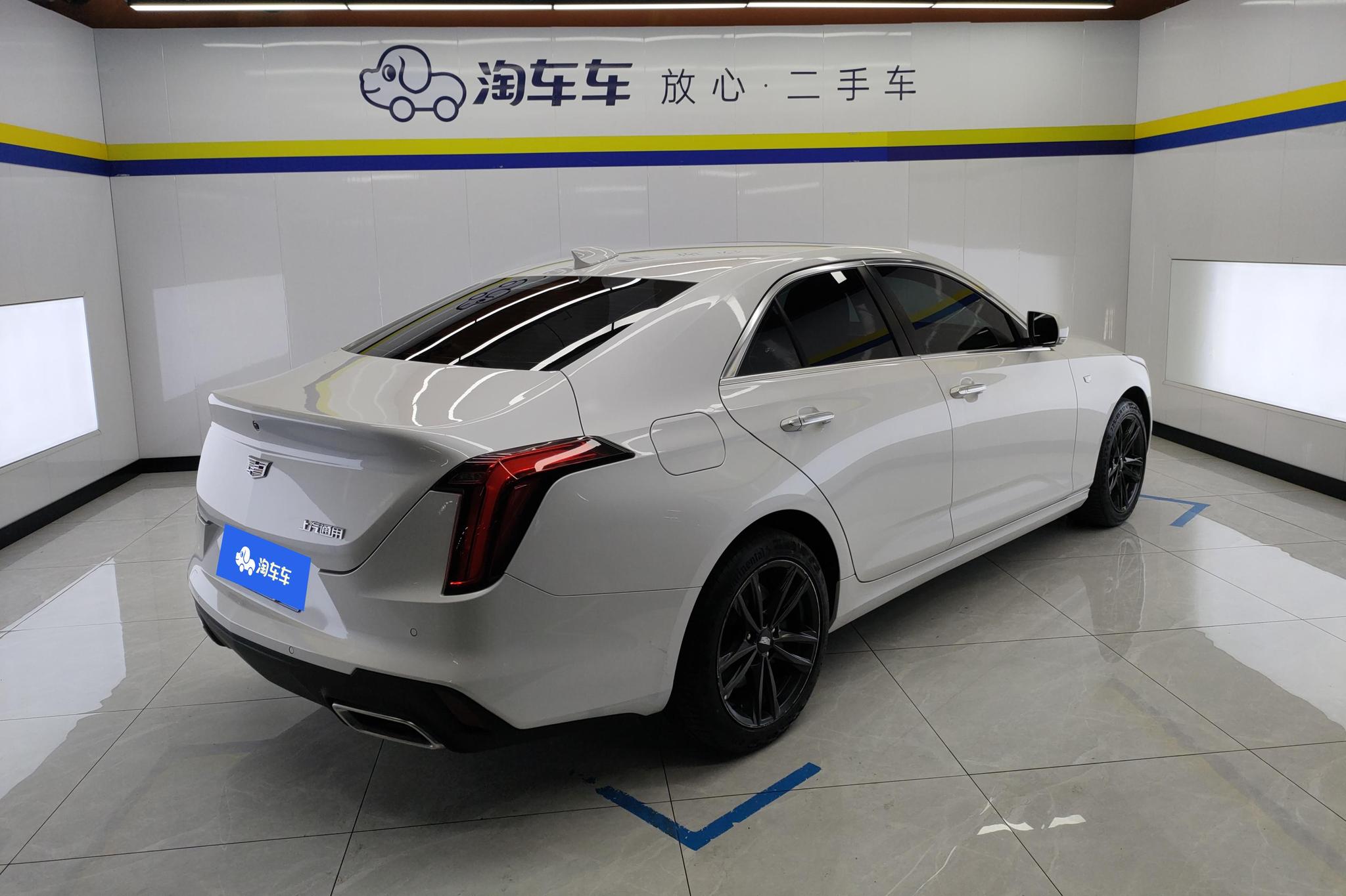 Cadillac CT4 2023 25T Luxury