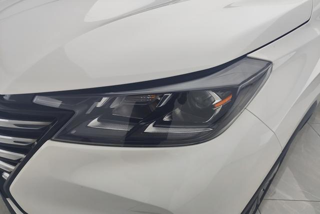 Changan CS15 2021 1.5 L MT — фото 4
