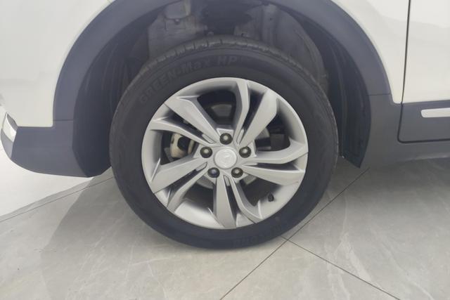 Changan CS15 2021 1.5 L MT — фото 8