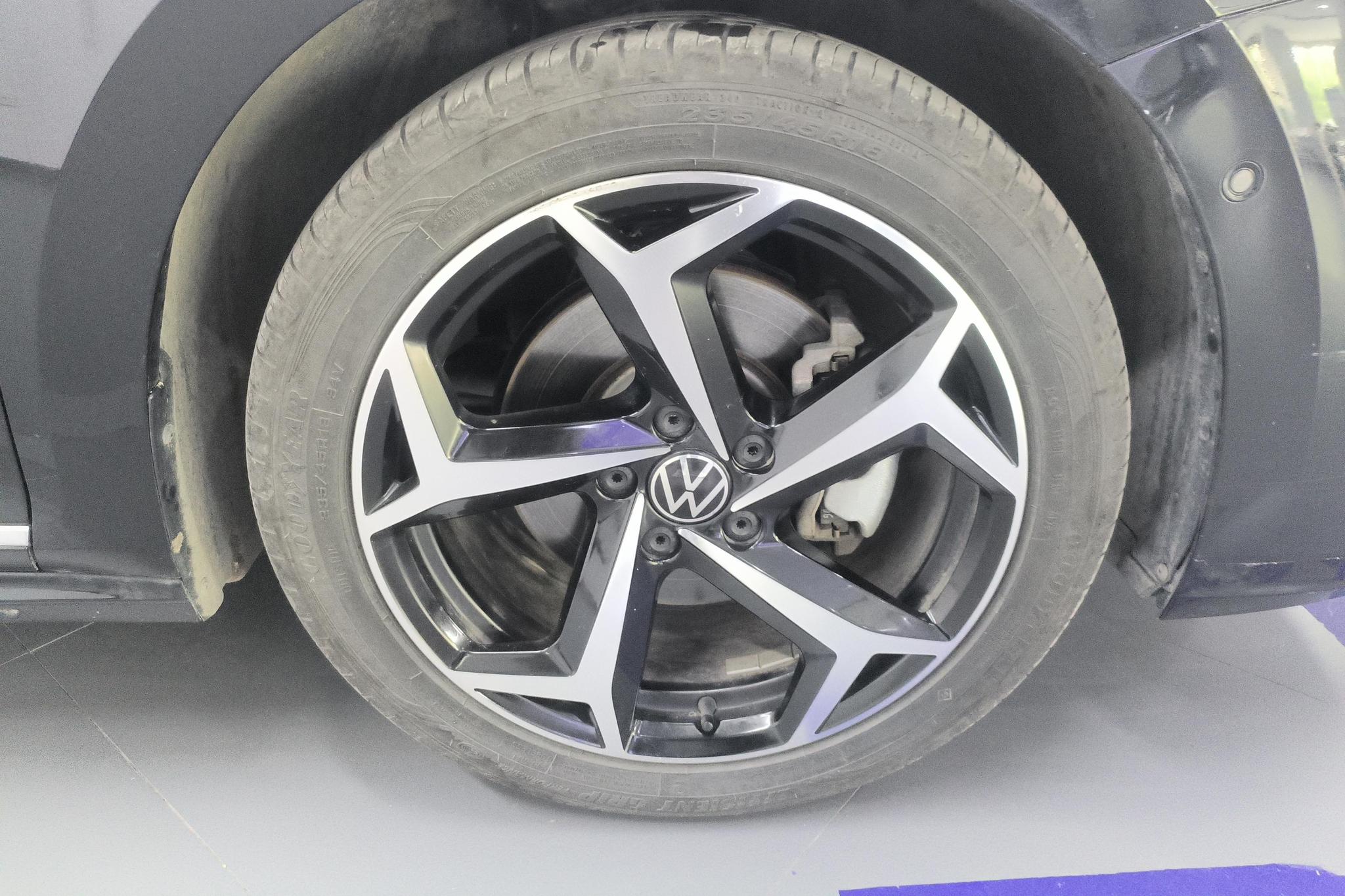 Volkswagen Passat 2024 380TSI Luxury