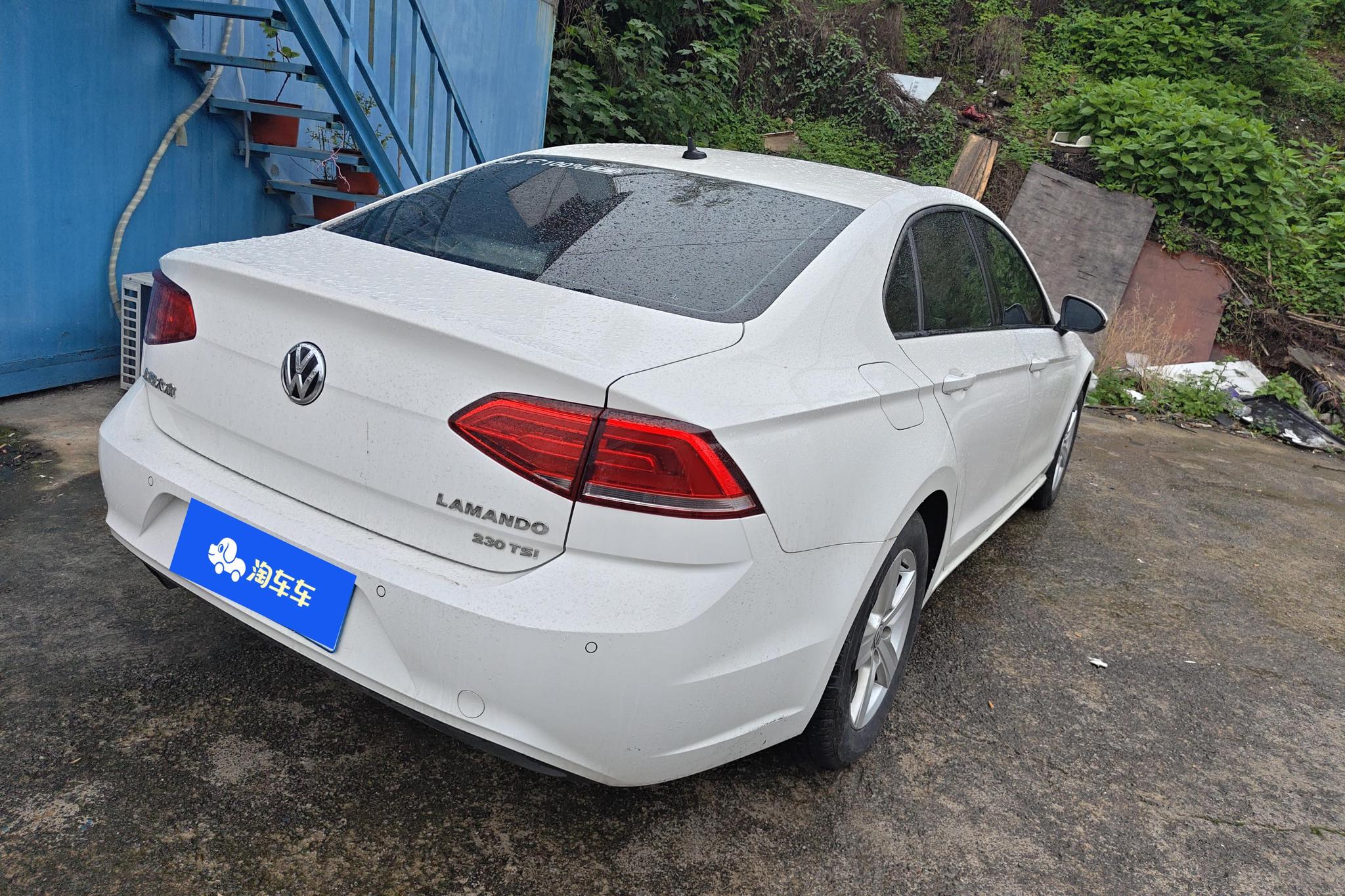 Volkswagen Lamando 2018 230TSI DSG