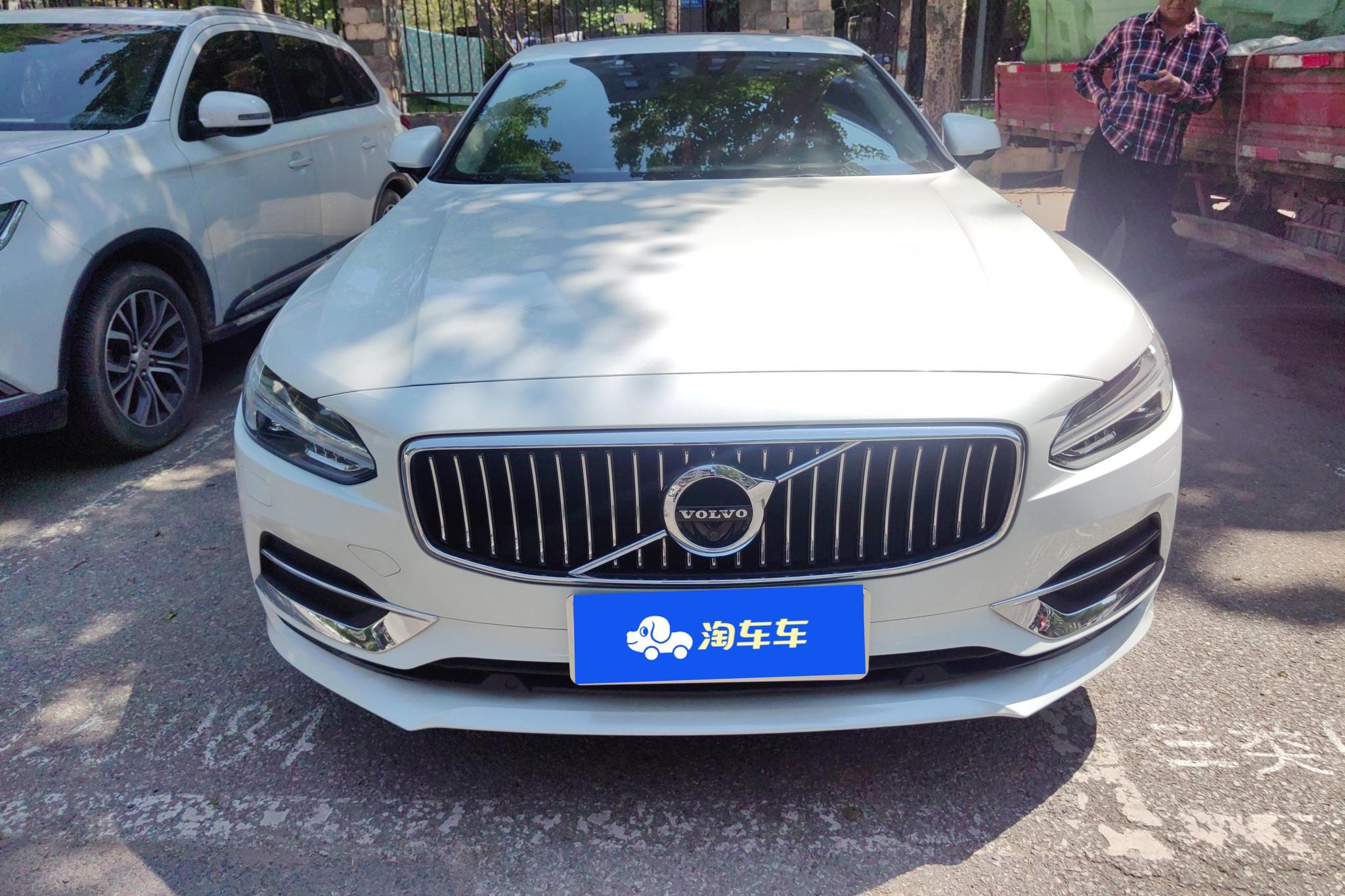 Volvo S90 2017 T5