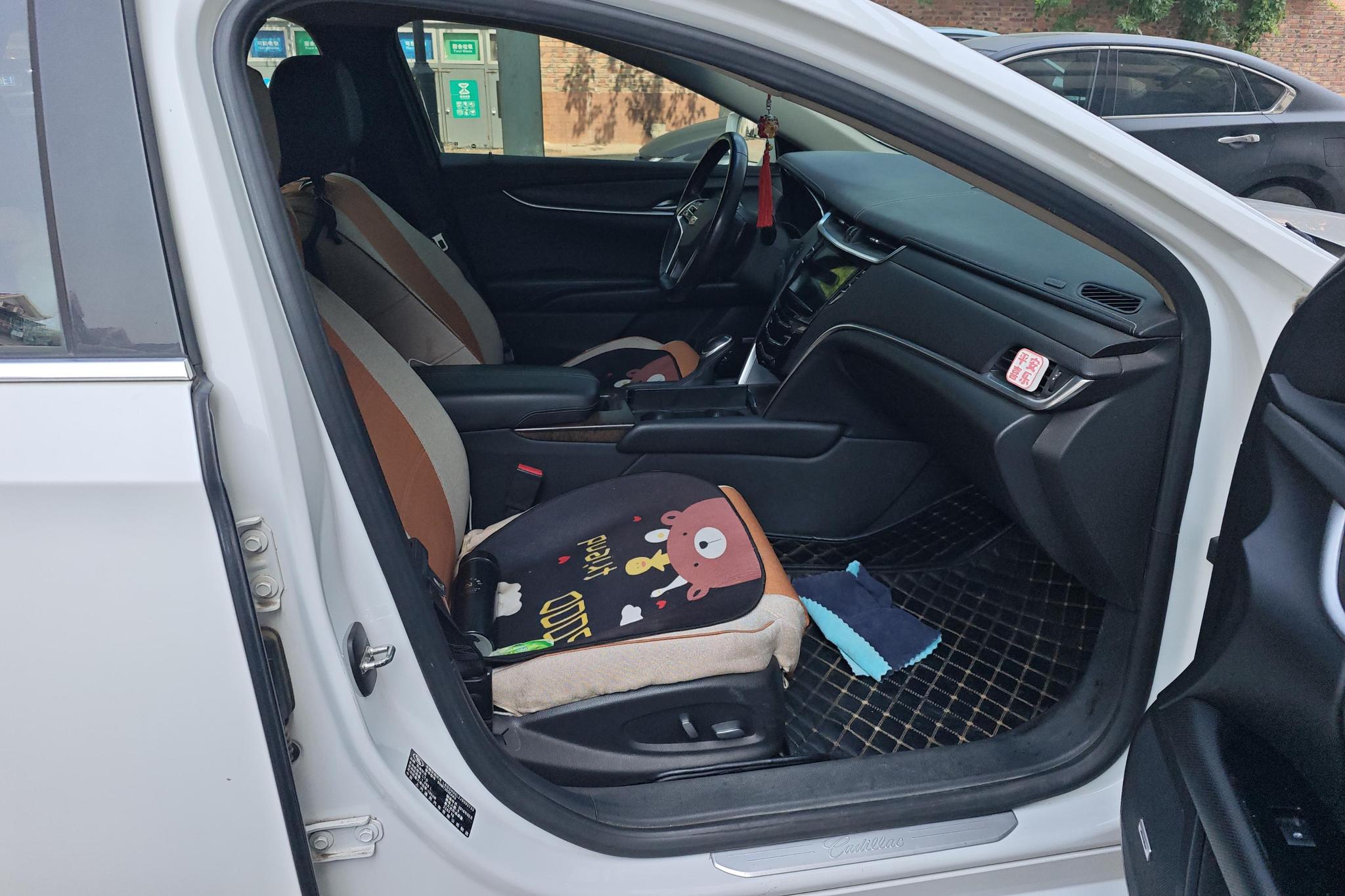Cadillac XTS 2018 28T
