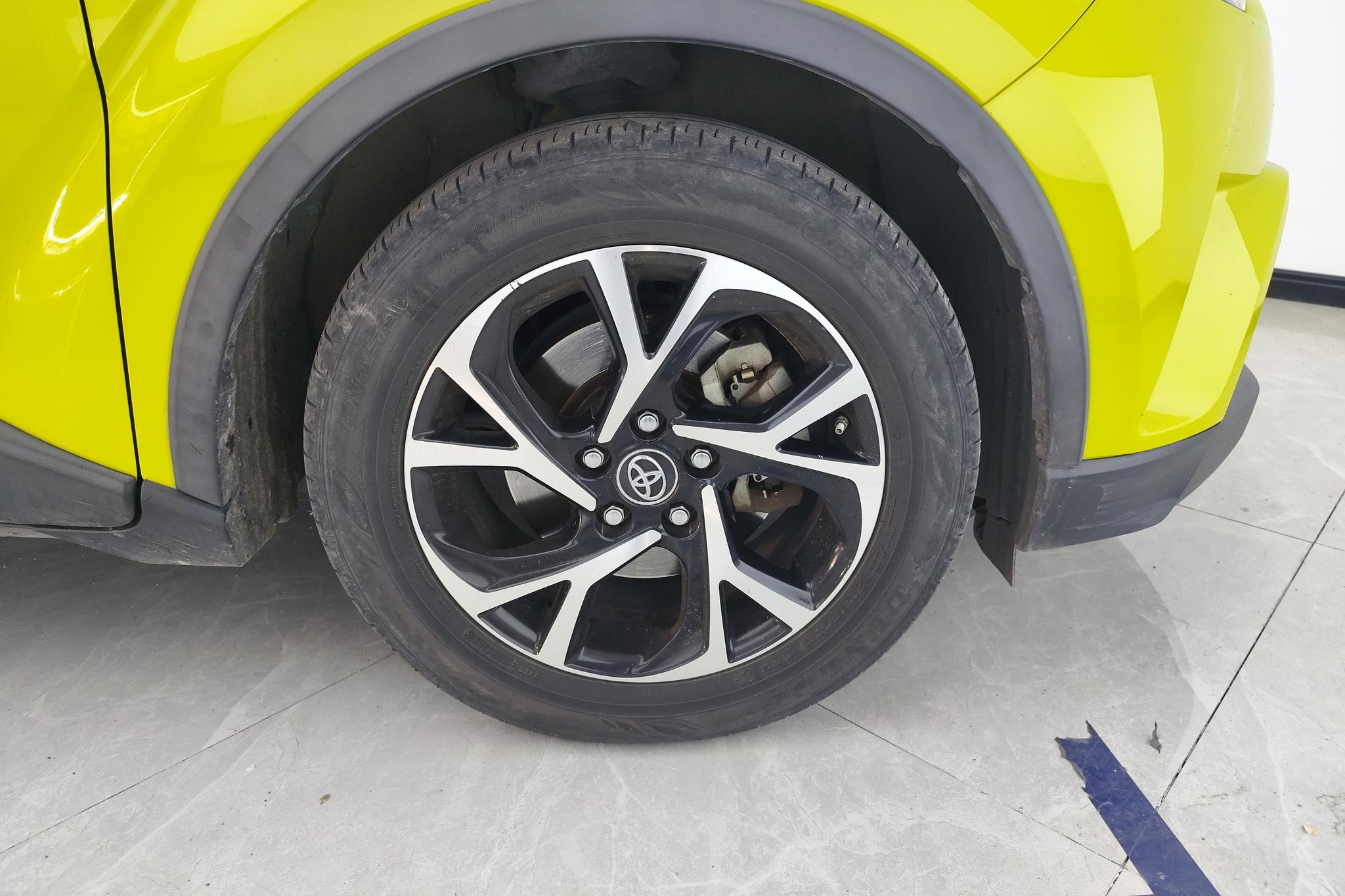 Toyota C-HR 2018 2.0L Lead VI