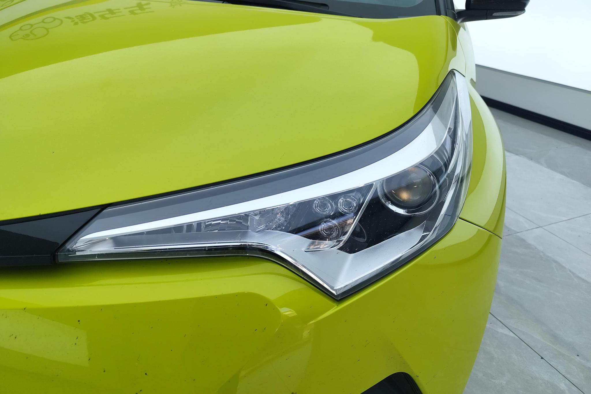 Toyota C-HR 2018 2.0L Lead VI