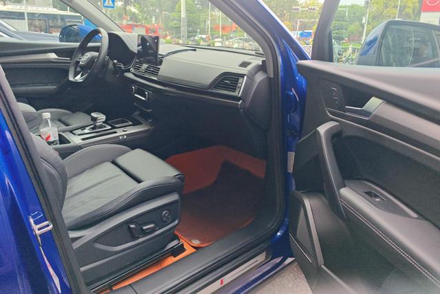 Audi Q5L 2022 Синий из Китая, фото 5