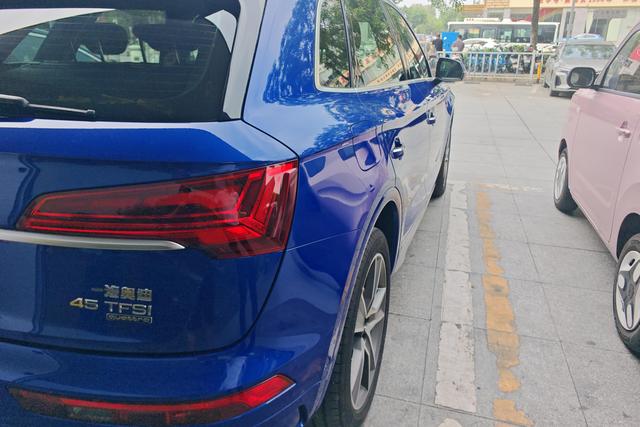 Audi Q5L id 4321078 из Китая 9